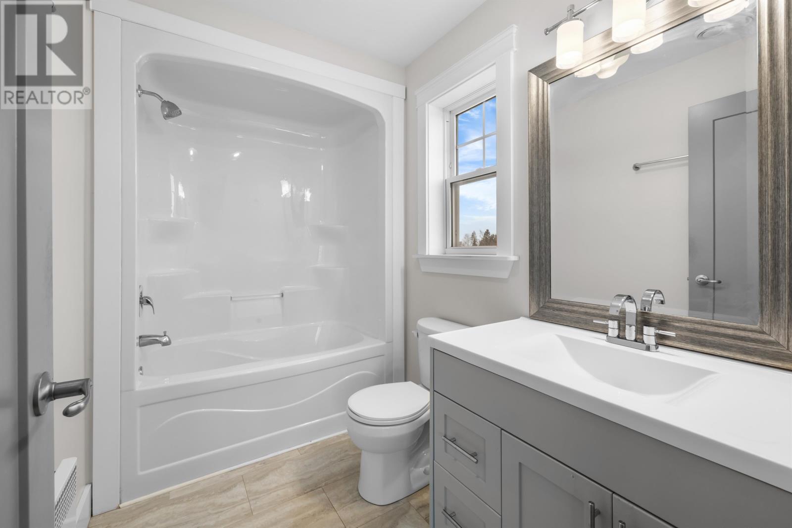 241 Darrach Avenue, Summerside, Prince Edward Island  C1N 0L1 - Photo 21 - 202528942