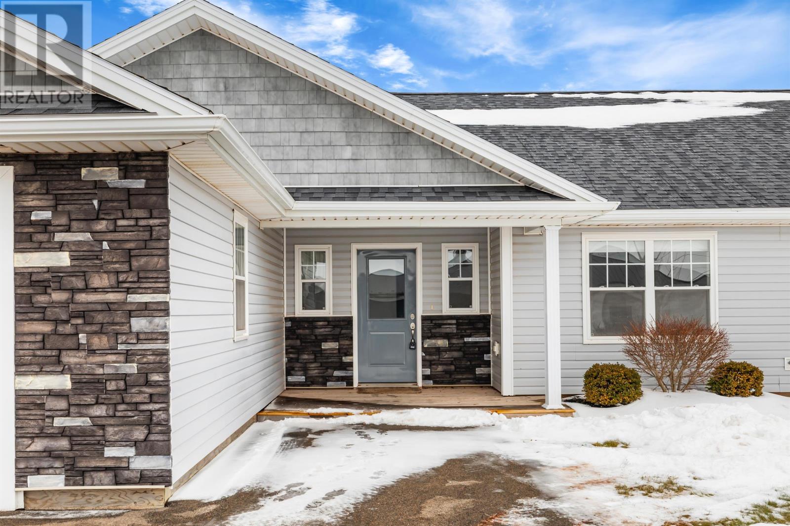 241 Darrach Avenue, Summerside, Prince Edward Island  C1N 0L1 - Photo 25 - 202528942