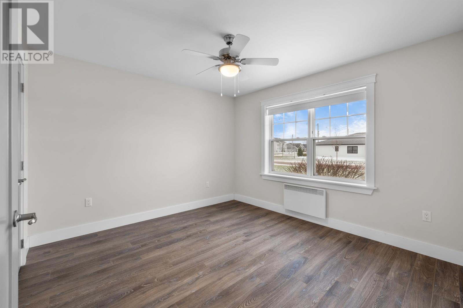 241 Darrach Avenue, Summerside, Prince Edward Island  C1N 0L1 - Photo 5 - 202528942