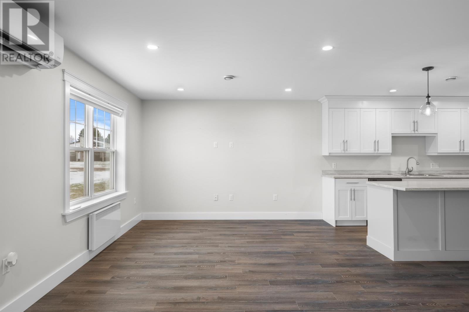 241 Darrach Avenue, Summerside, Prince Edward Island  C1N 0L1 - Photo 8 - 202528942