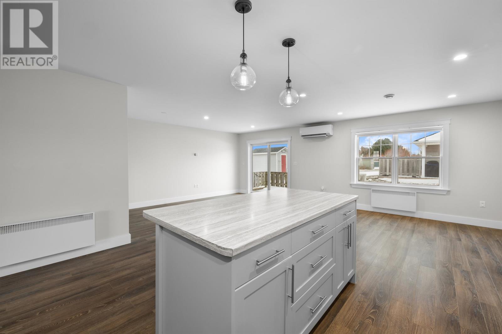 241 Darrach Avenue, Summerside, Prince Edward Island  C1N 0L1 - Photo 9 - 202528942