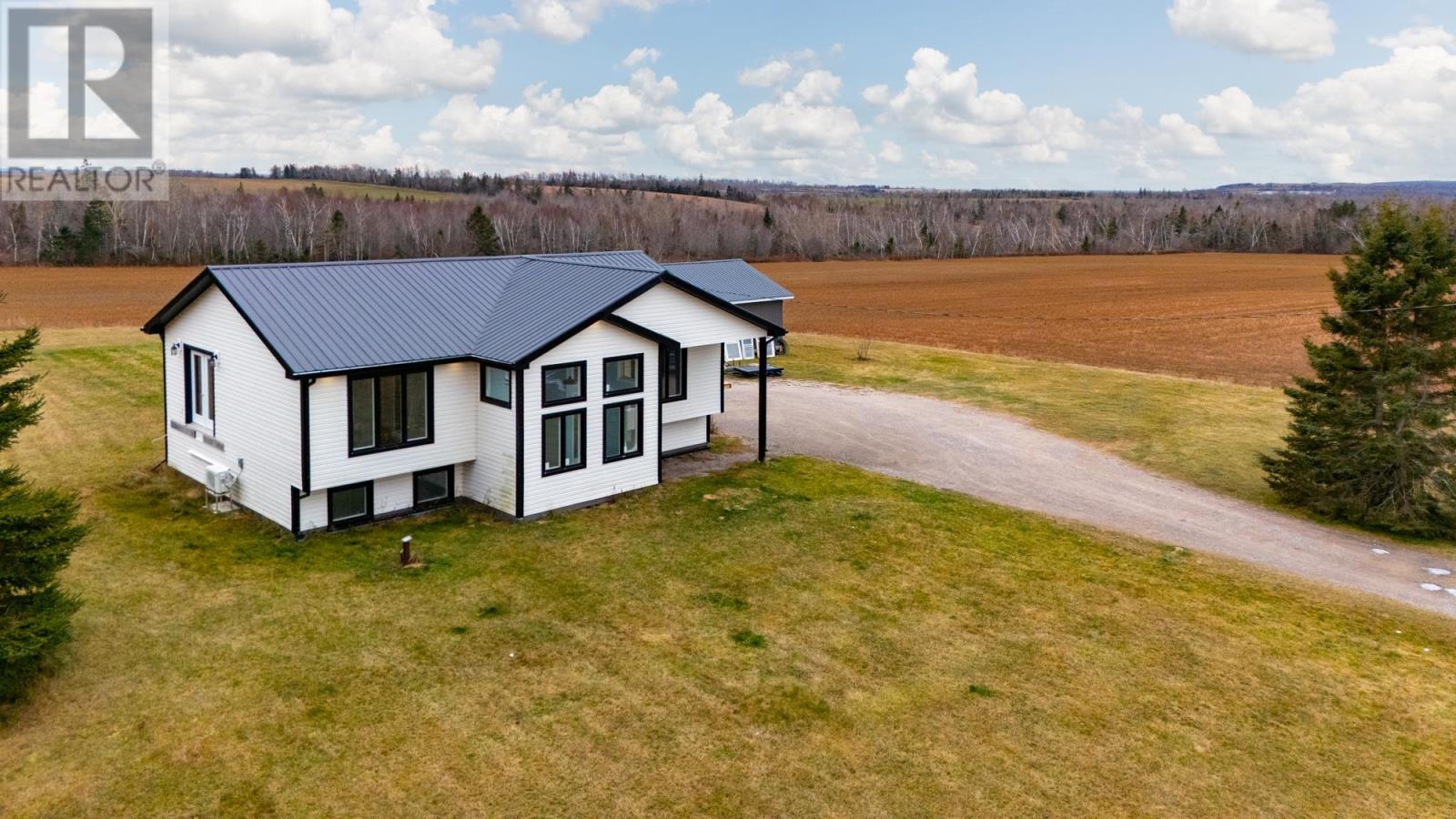 674 48 Road, Mount Albion, Prince Edward Island  C1B 3K4 - Photo 4 - 202529075