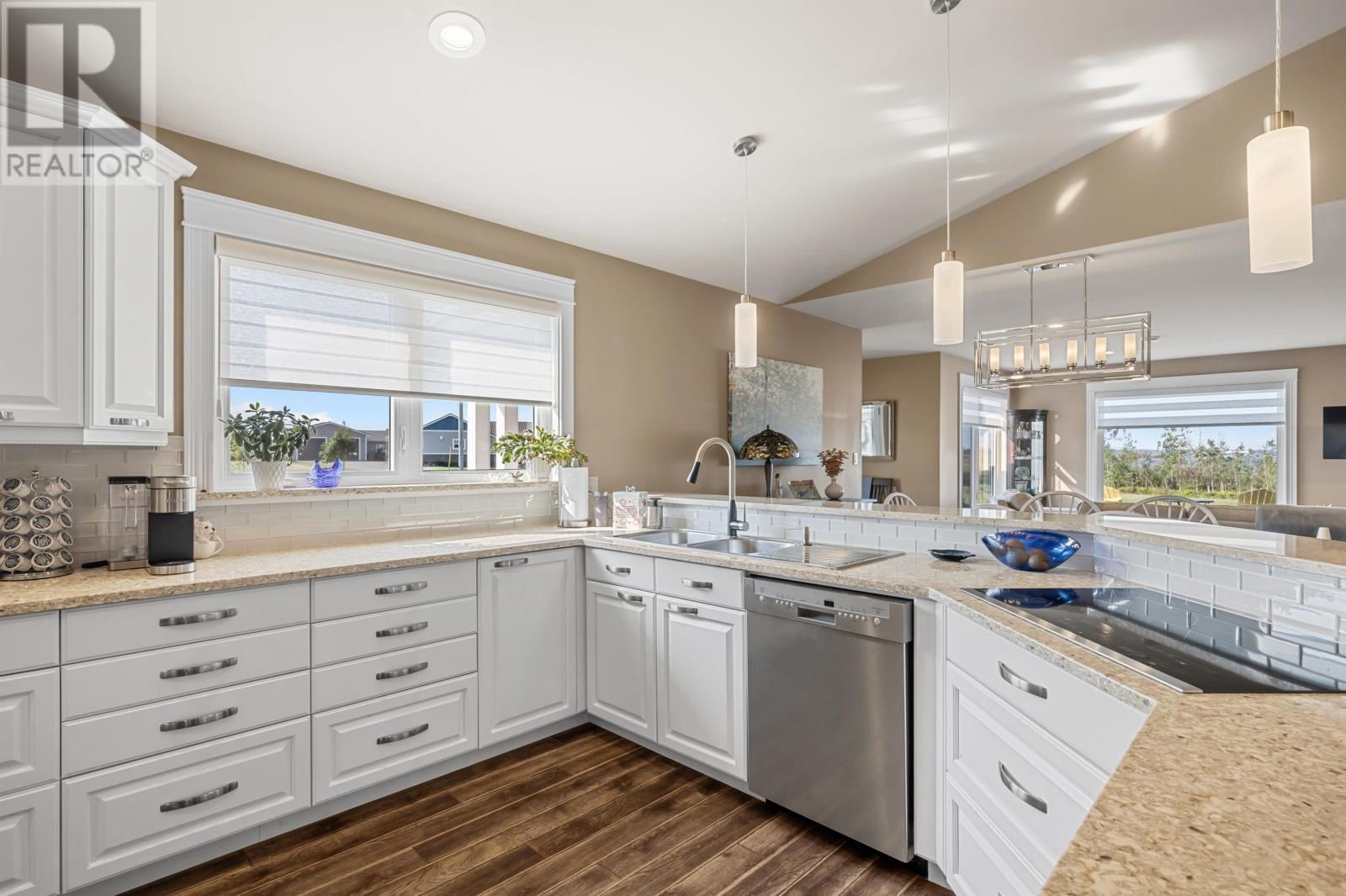 80 Pine Street, Brackley Beach, Prince Edward Island  C1E 2W2 - Photo 17 - 202529128