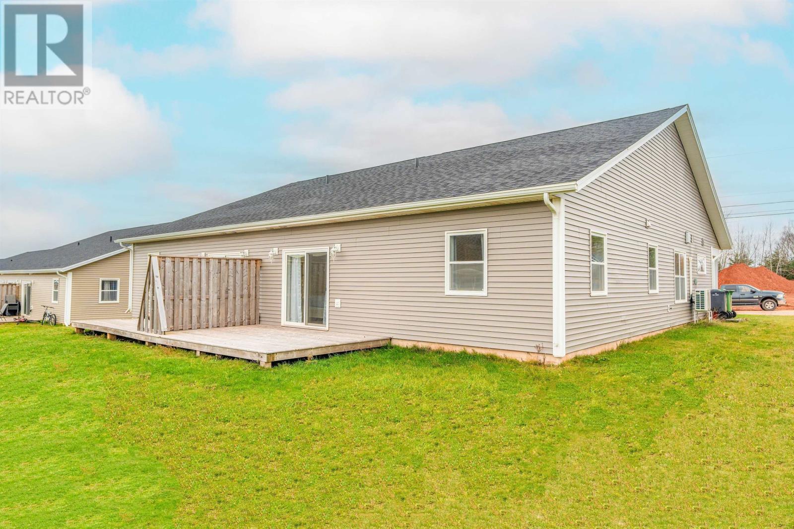 33-35 Aidan Street, Charlottetown, Prince Edward Island  C1E 3P9 - Photo 37 - 202529126