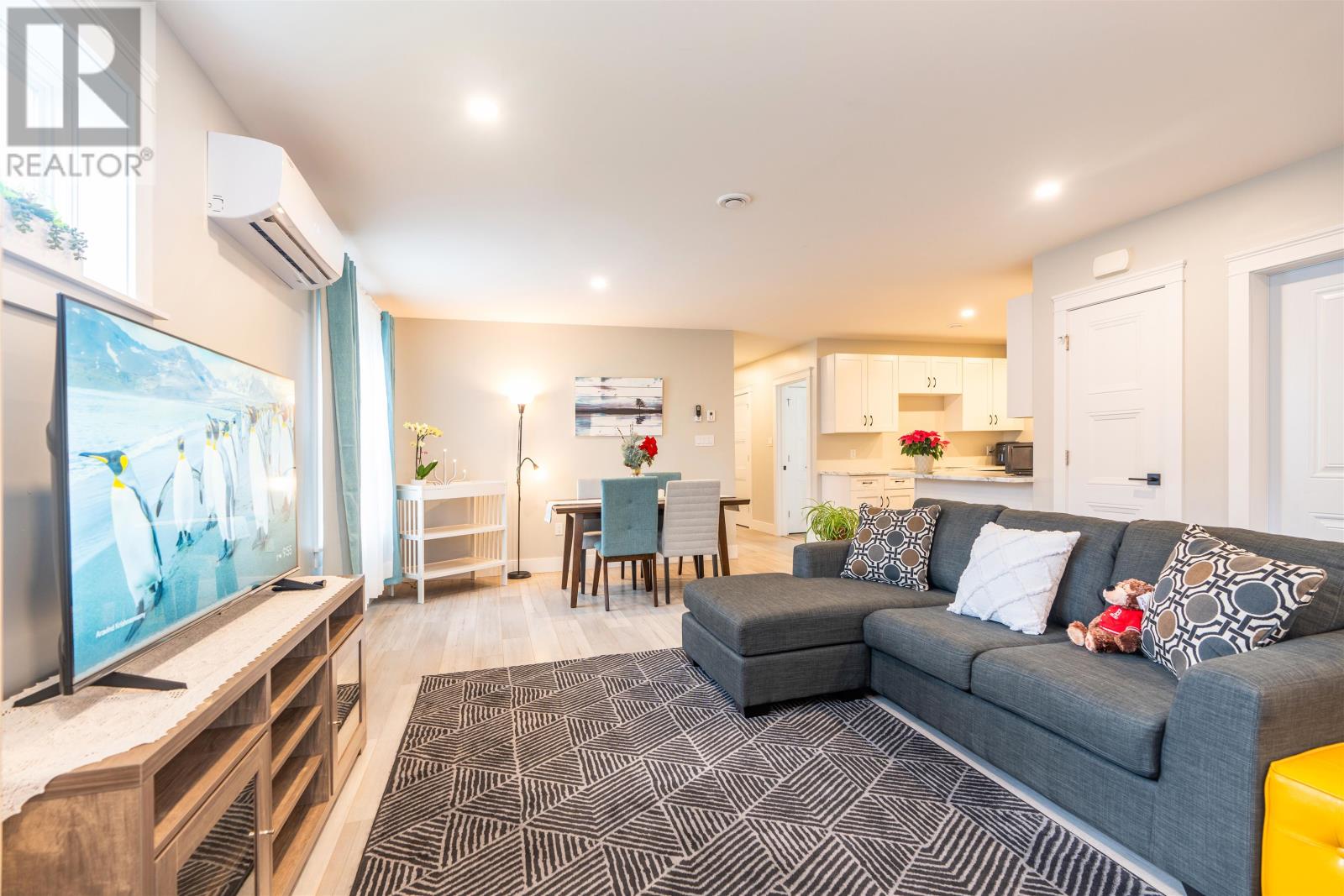 35 Aidan Street, Charlottetown, Prince Edward Island  C1E 3P9 - Photo 5 - 202529159