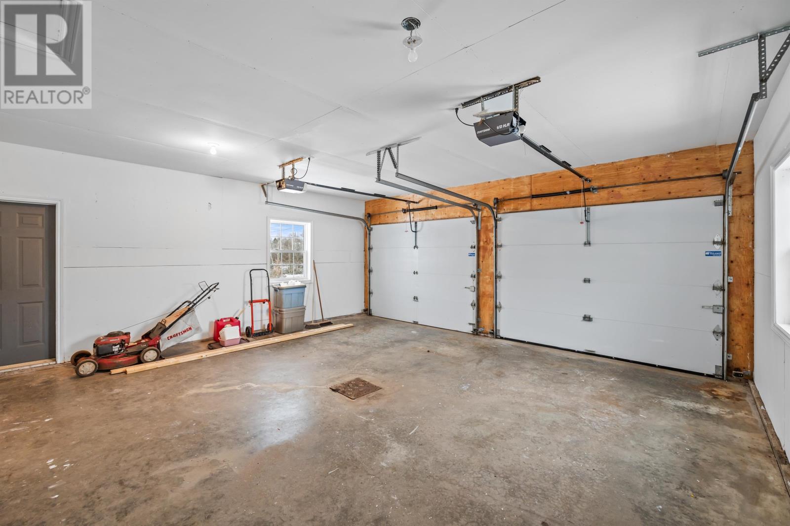 32 Oakland Drive, East Royalty, Prince Edward Island  C1P 1P4 - Photo 39 - 202529177