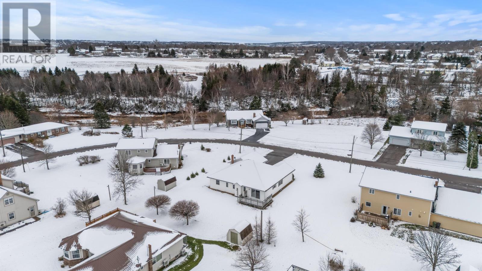 32 Oakland Drive, East Royalty, Prince Edward Island  C1P 1P4 - Photo 46 - 202529177