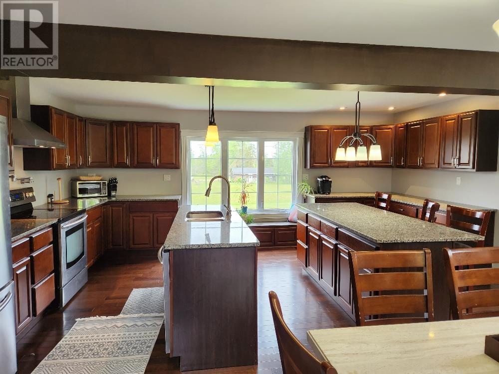 5 Cherry Lane, Stratford, Prince Edward Island  C1B 1M4 - Photo 8 - 202529186