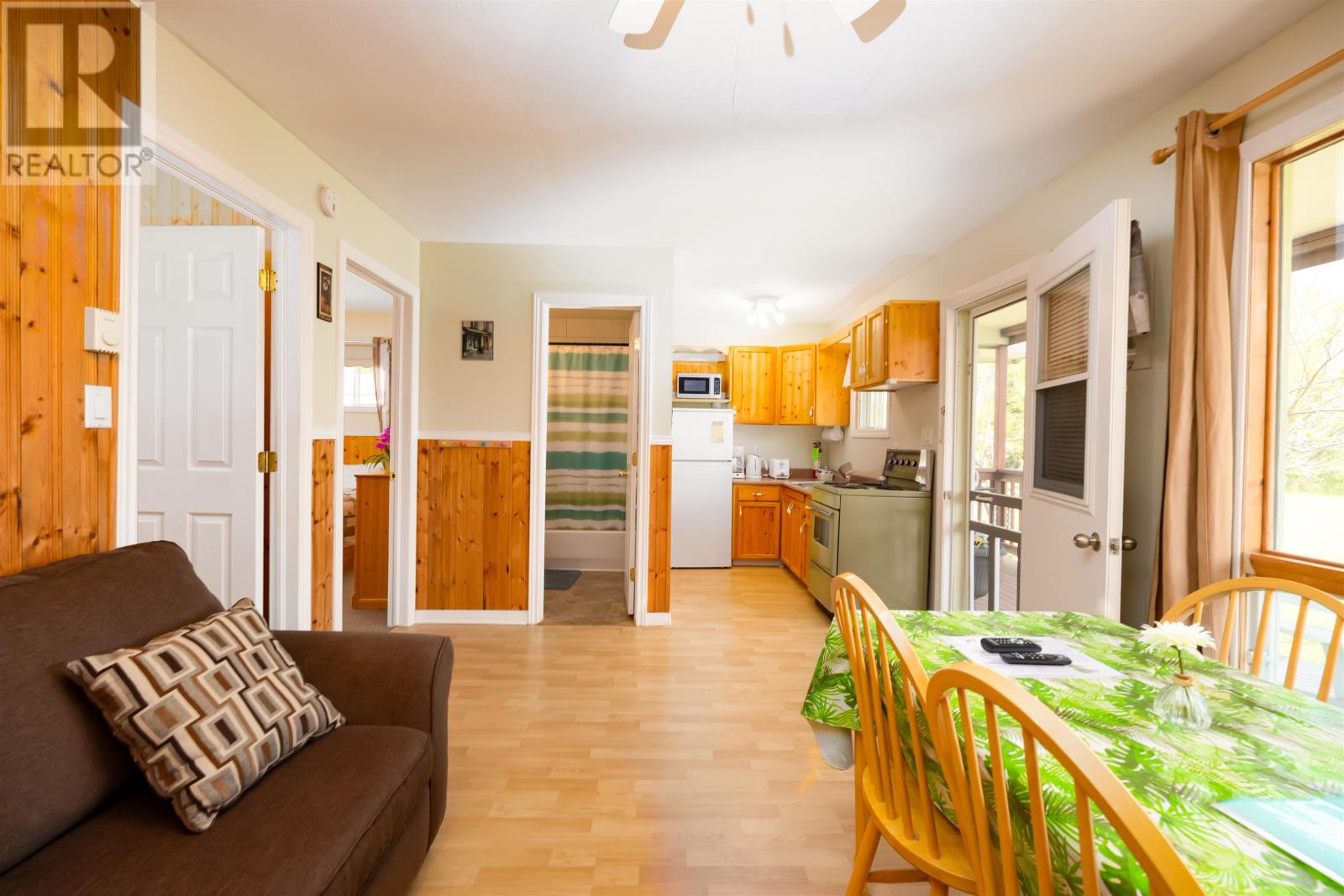 201 Britain Shore Road, Brackley Beach, Prince Edward Island  C1E 2P6 - Photo 7 - 202529235