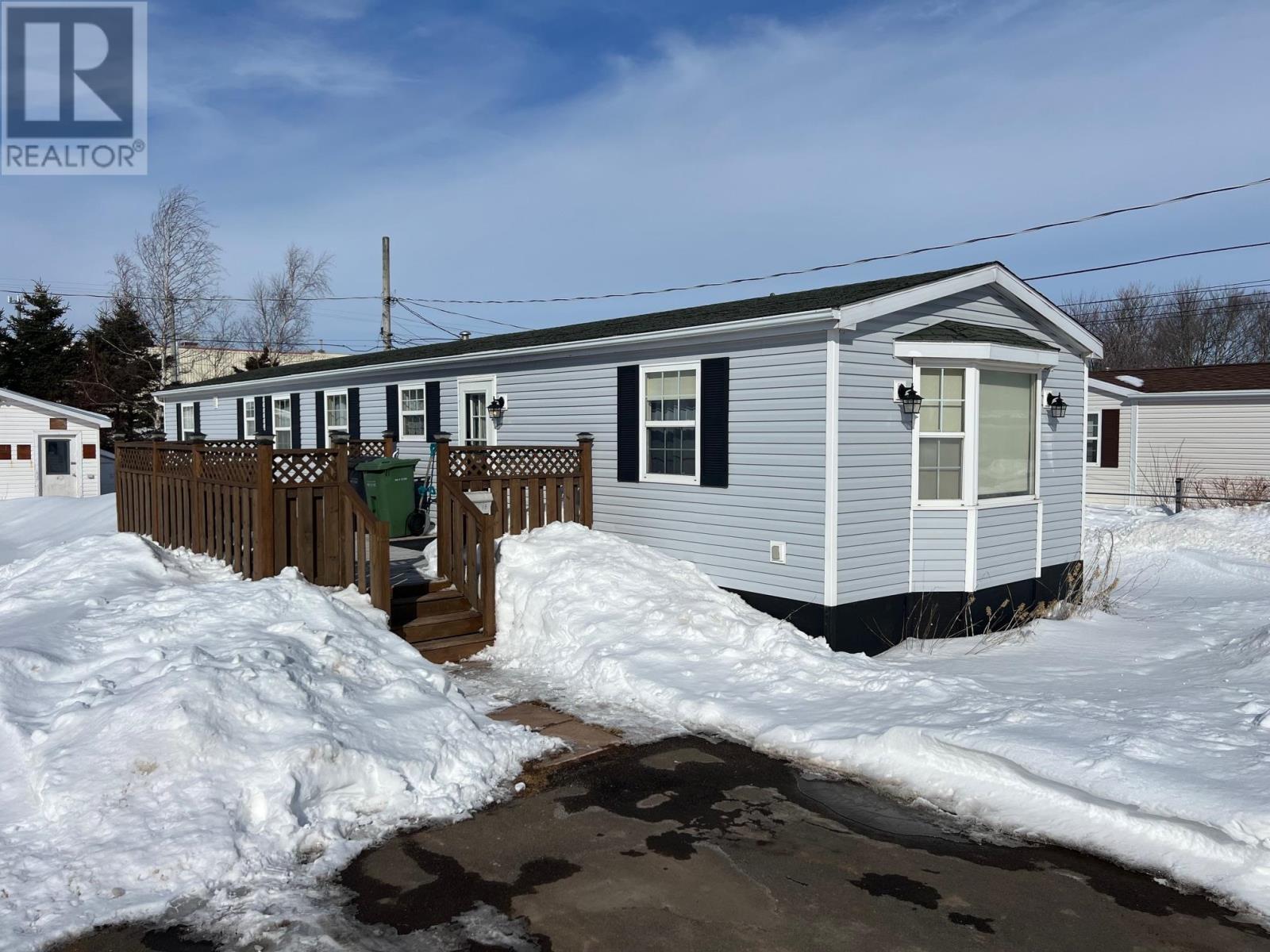 18 Dale Drive, Summerside, Prince Edward Island  C1N 4T4 - Photo 1 - 202529309