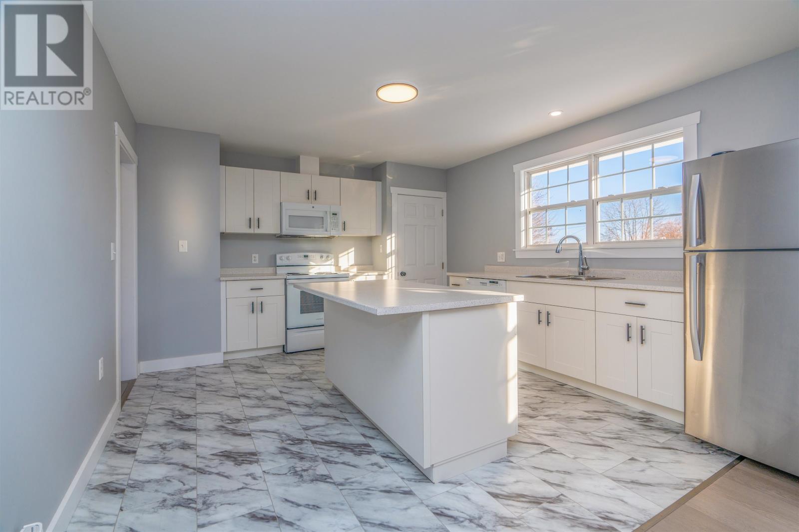 72 Newland Crescent, Charlottetown, Prince Edward Island  C1A 4H7 - Photo 19 - 202529330