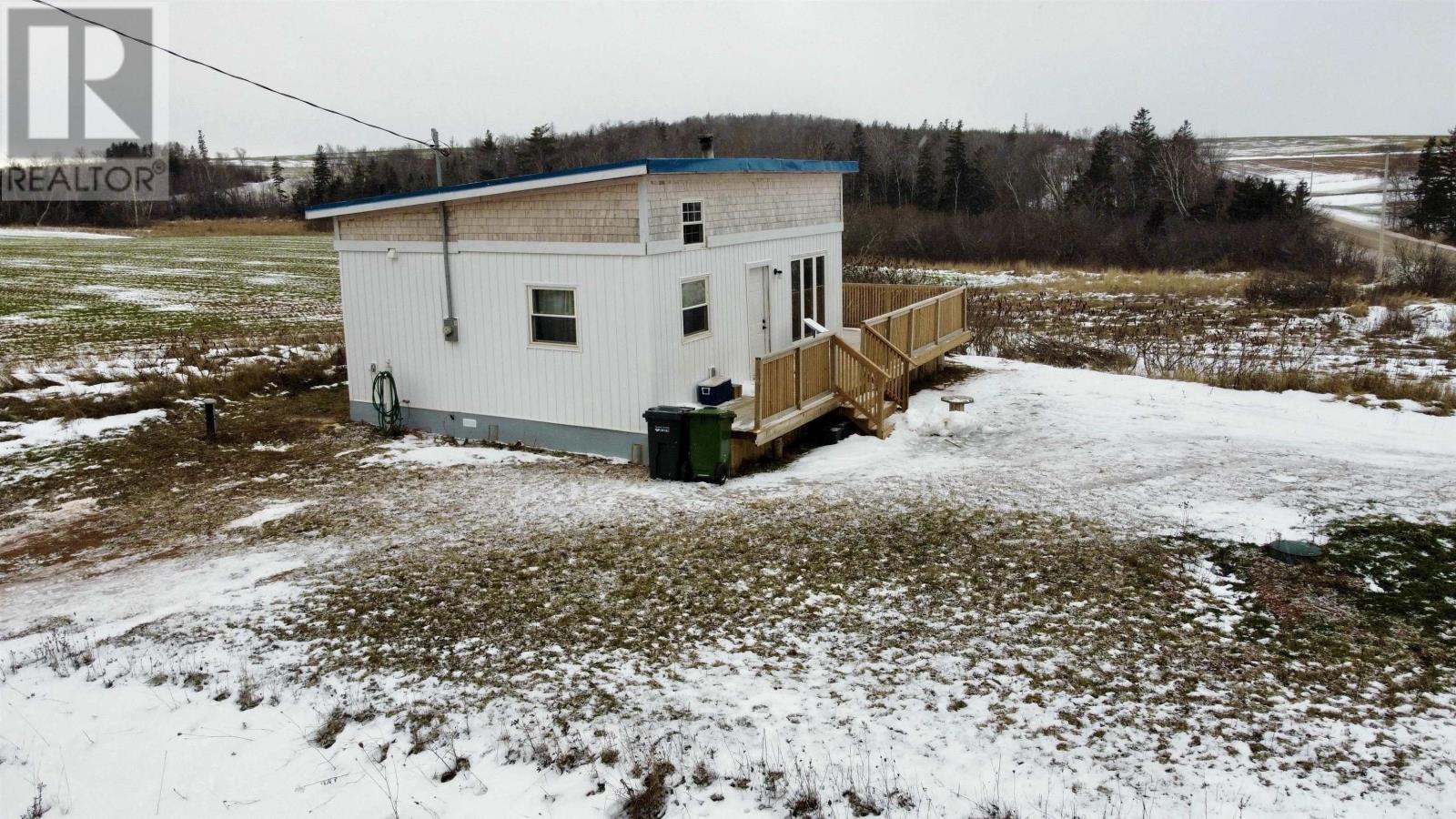 583 Burlington Road, Long River, Prince Edward Island  C0B 1M0 - Photo 23 - 202529442