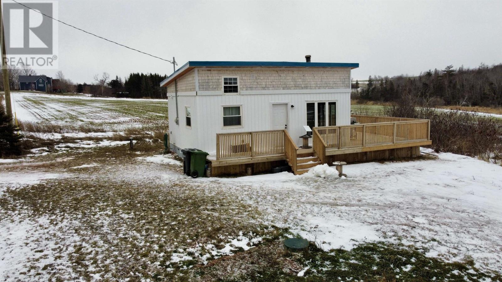 583 Burlington Road, Long River, Prince Edward Island  C0B 1M0 - Photo 25 - 202529442