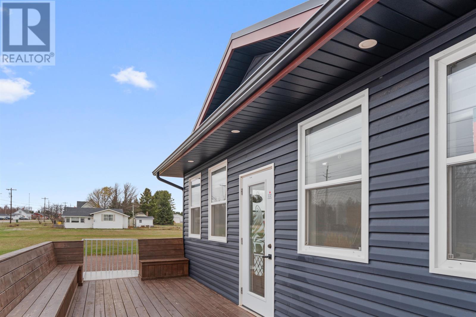 31376 Western Road, Richmond, Prince Edward Island  C0B 1Y0 - Photo 9 - 202529500