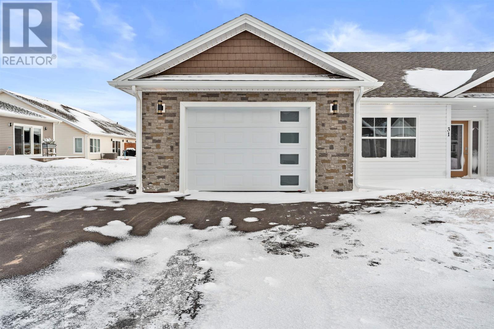 31 Loggie Drive, Summerside, Prince Edward Island  C1N 0N9 - Photo 4 - 202529518