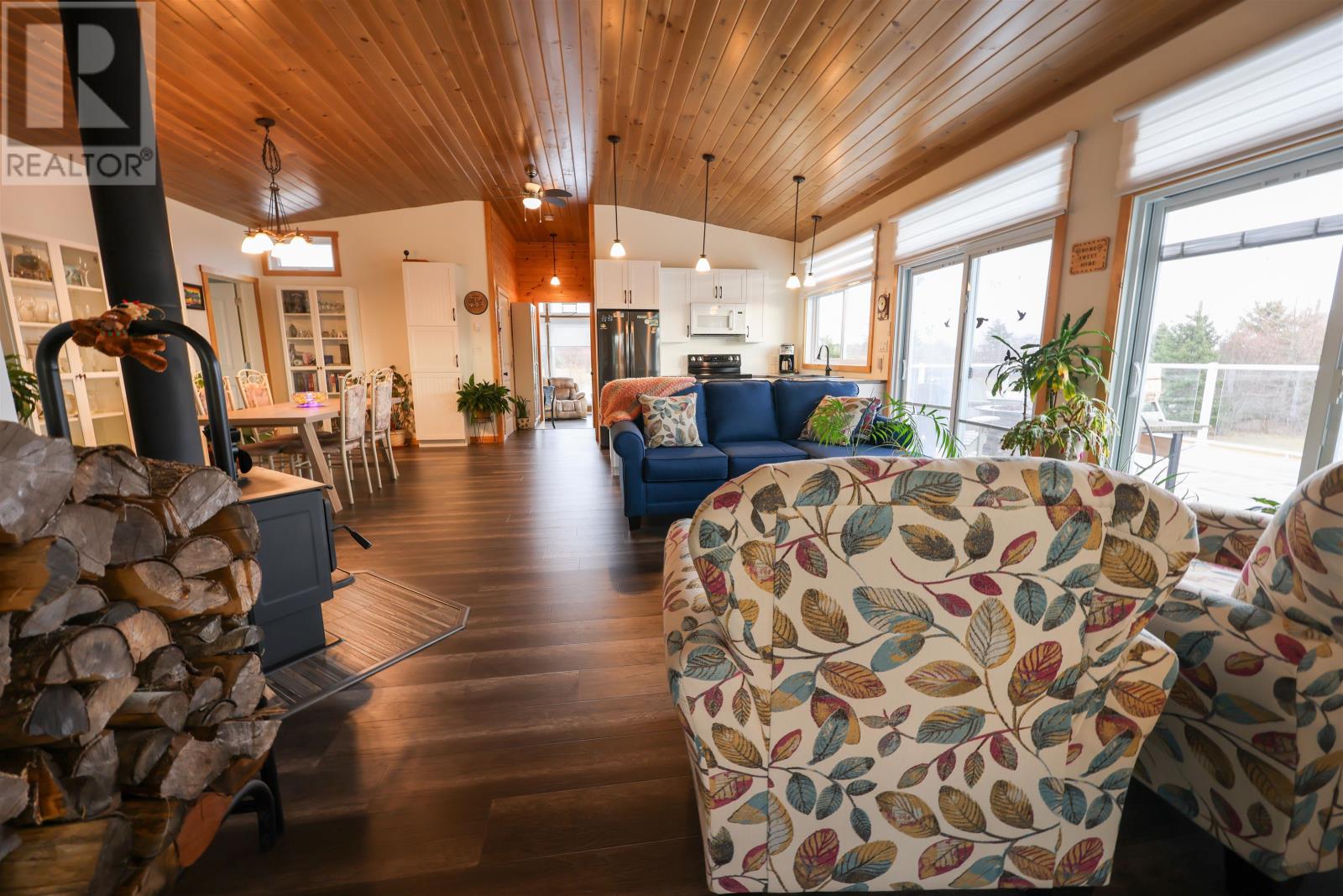 11348 Shore Road, Little Sands, Prince Edward Island  C0A 1W0 - Photo 12 - 202529684