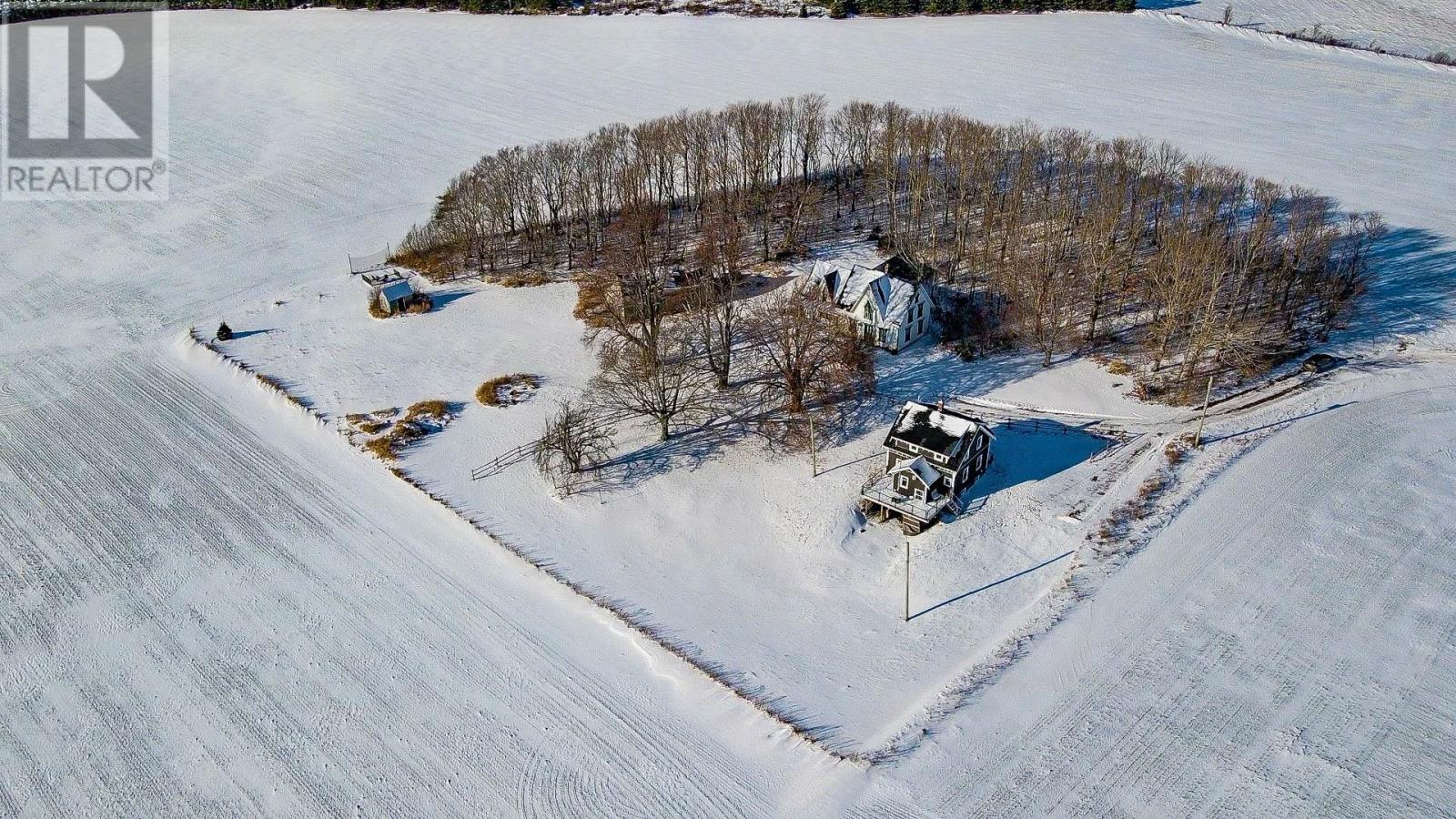 662 & 664 Long River Road, Long River, Prince Edward Island  C0B 1M0 - Photo 1 - 202529699