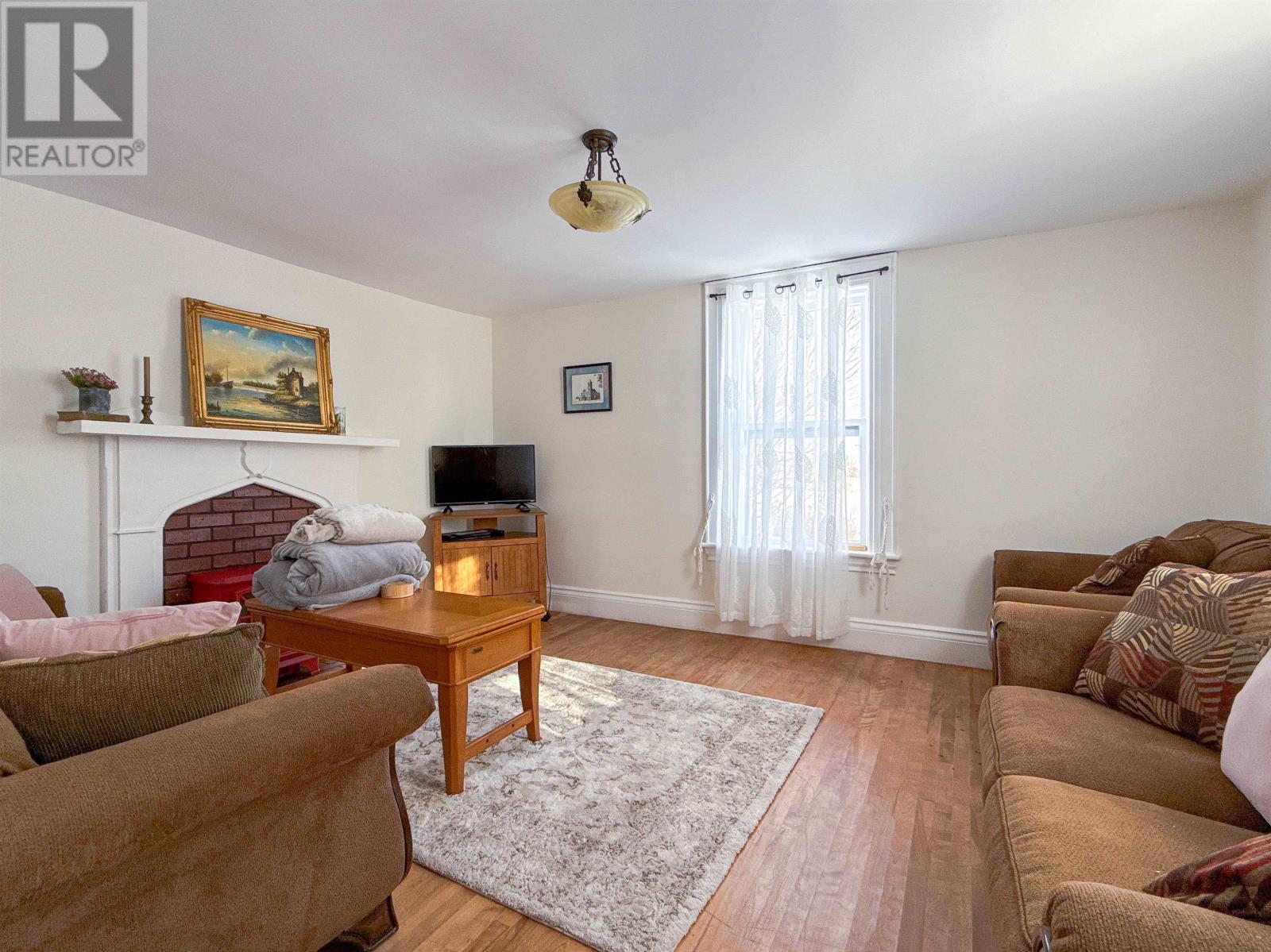 662 & 664 Long River Road, Long River, Prince Edward Island  C0B 1M0 - Photo 10 - 202529699