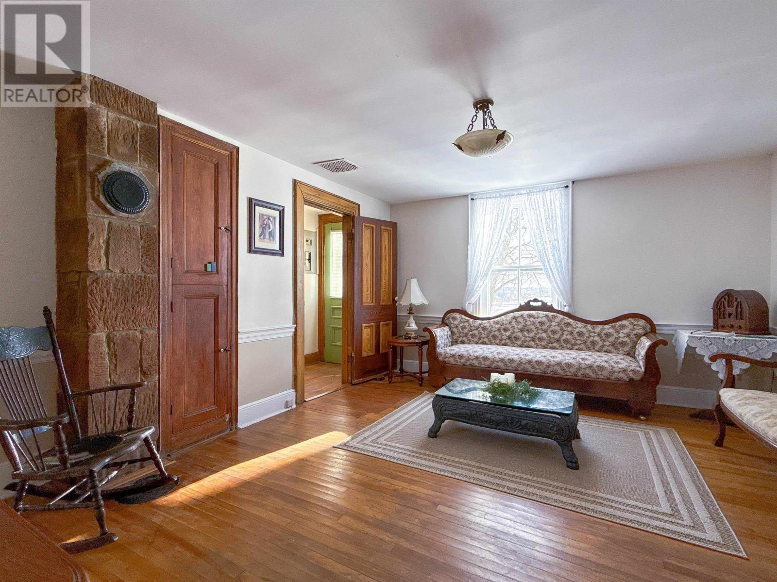 662 & 664 Long River Road, Long River, Prince Edward Island  C0B 1M0 - Photo 9 - 202529699