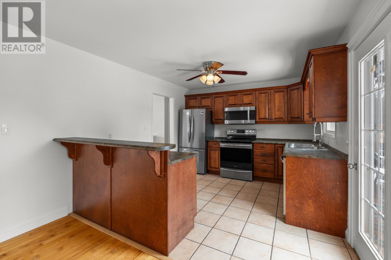 5 Ferguson Drive, Stratford, Prince Edward Island  C1B 1B6 - Photo 12 - 202529715