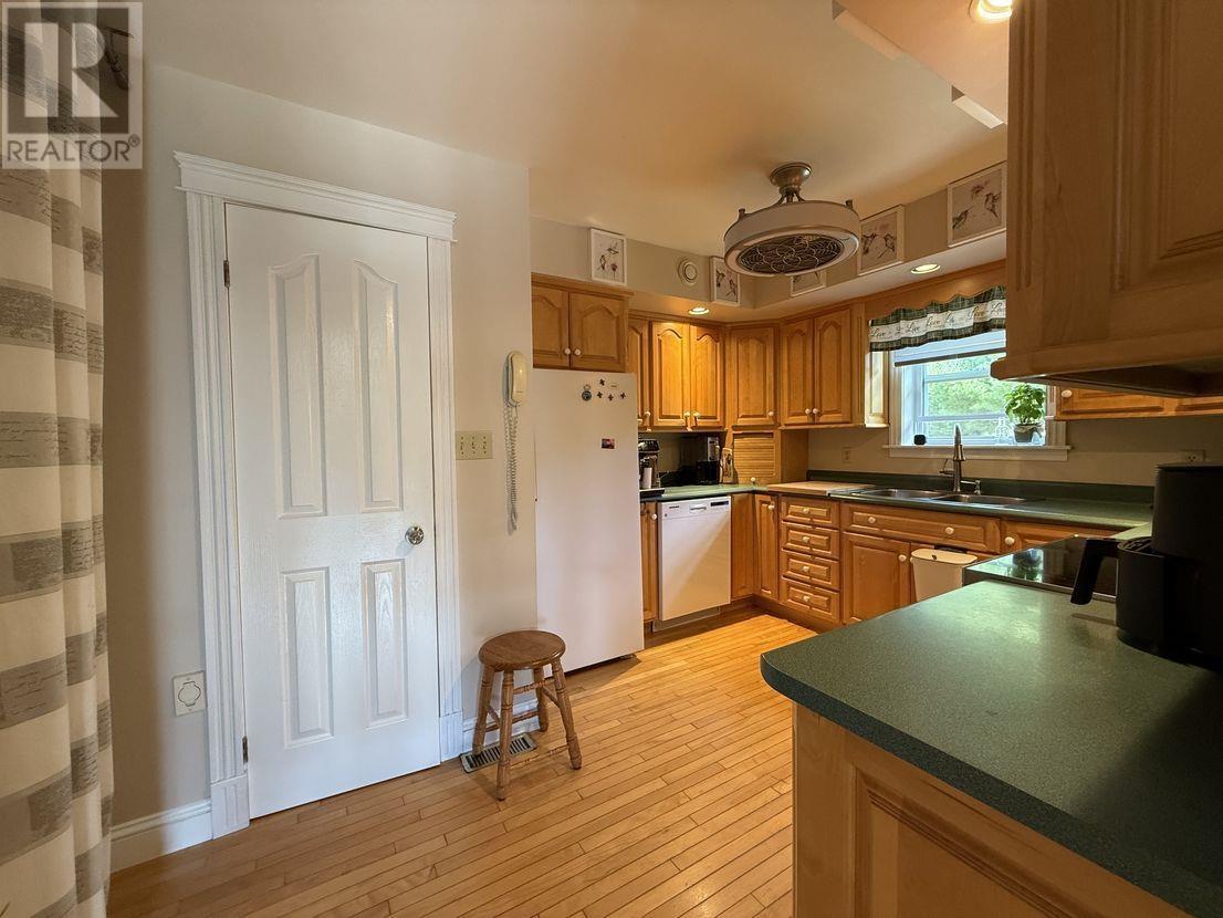 446 Fox River Road, Murray Harbour, Prince Edward Island  C0A 1V0 - Photo 18 - 202529737