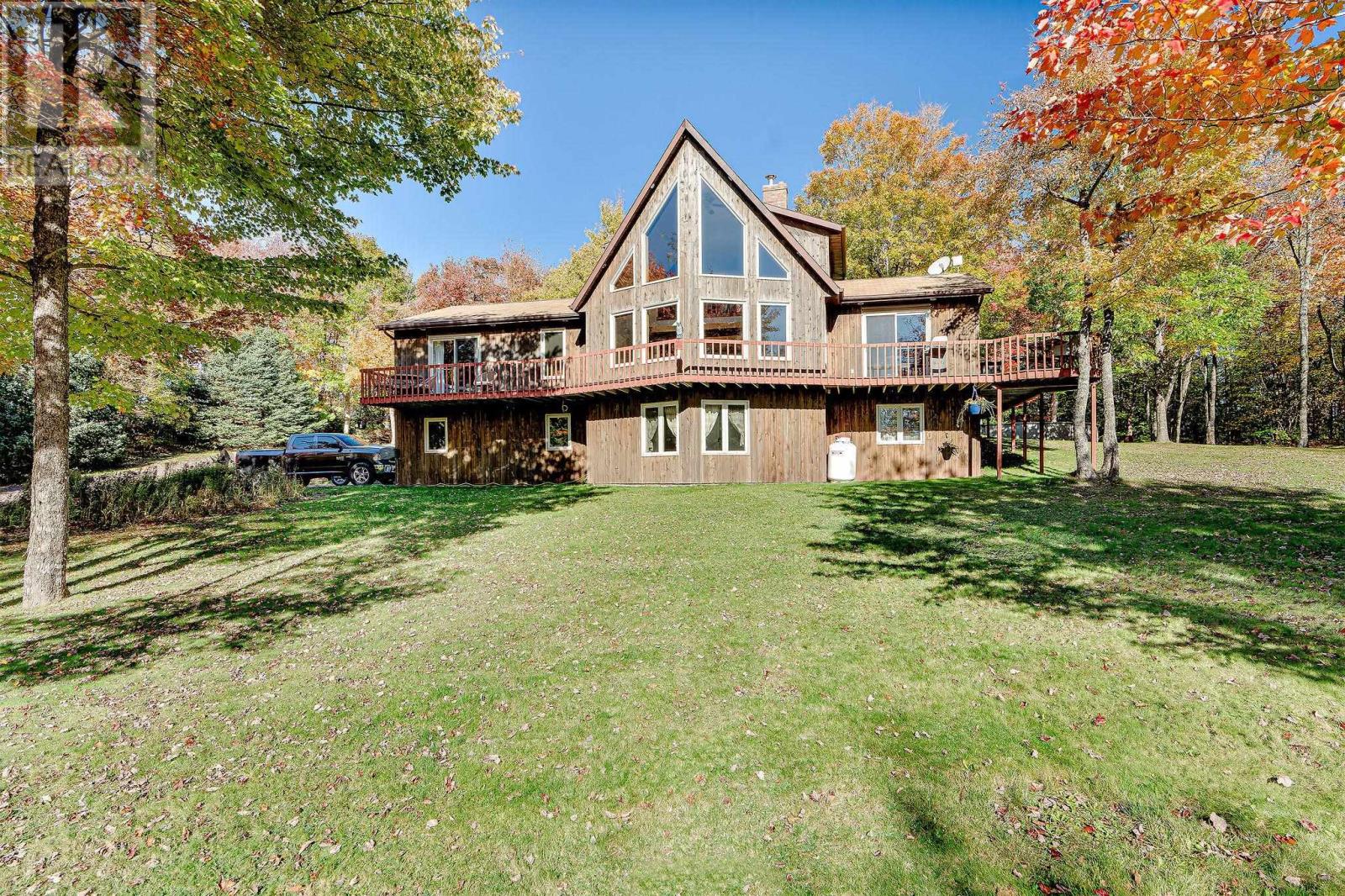 2574 New Glasgow Road, New Glasgow, Prince Edward Island  C0A 1N0 - Photo 1 - 202600025