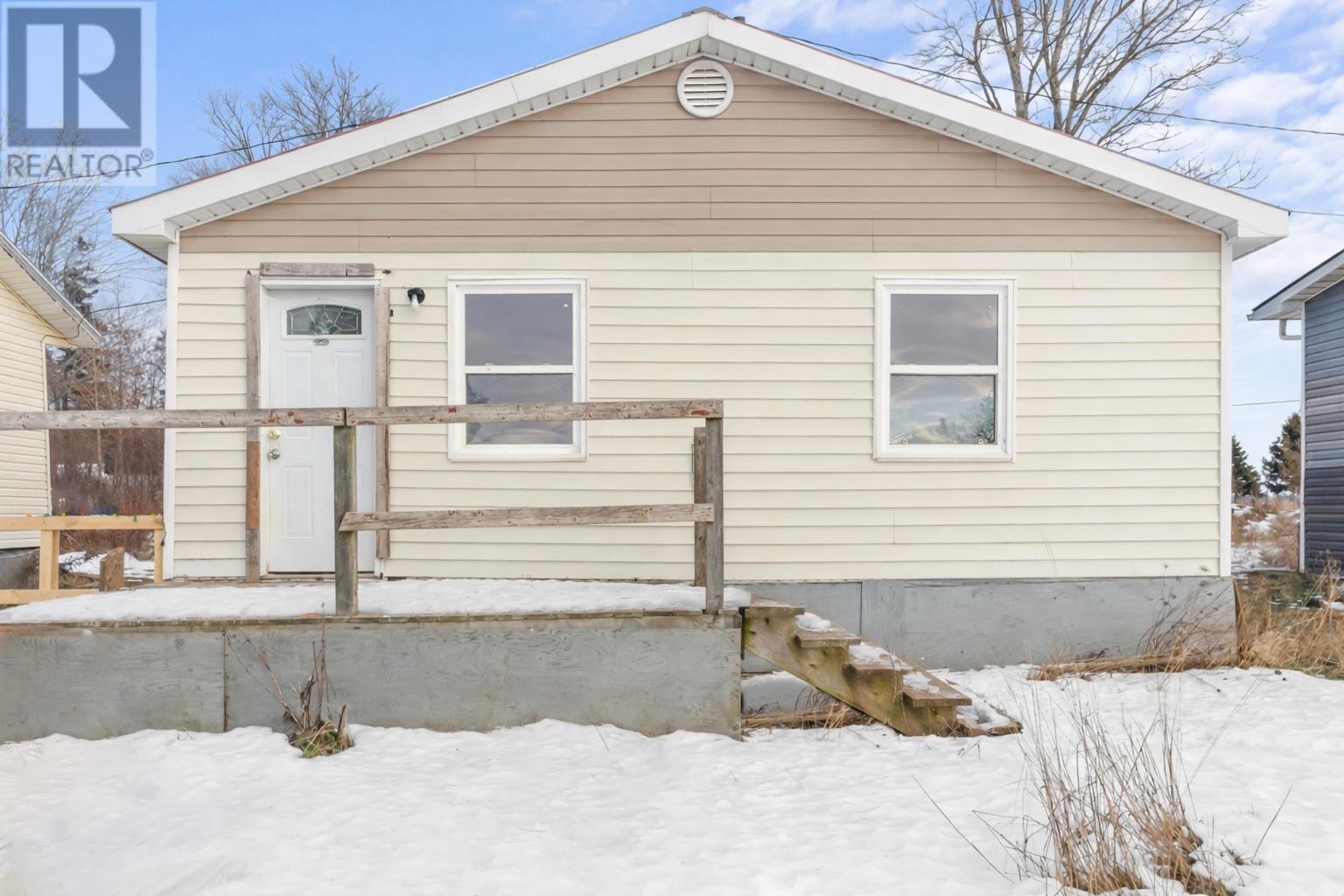 1642 Brackley Point Road, Brackley, Prince Edward Island  C1E 2M9 - Photo 1 - 202600137