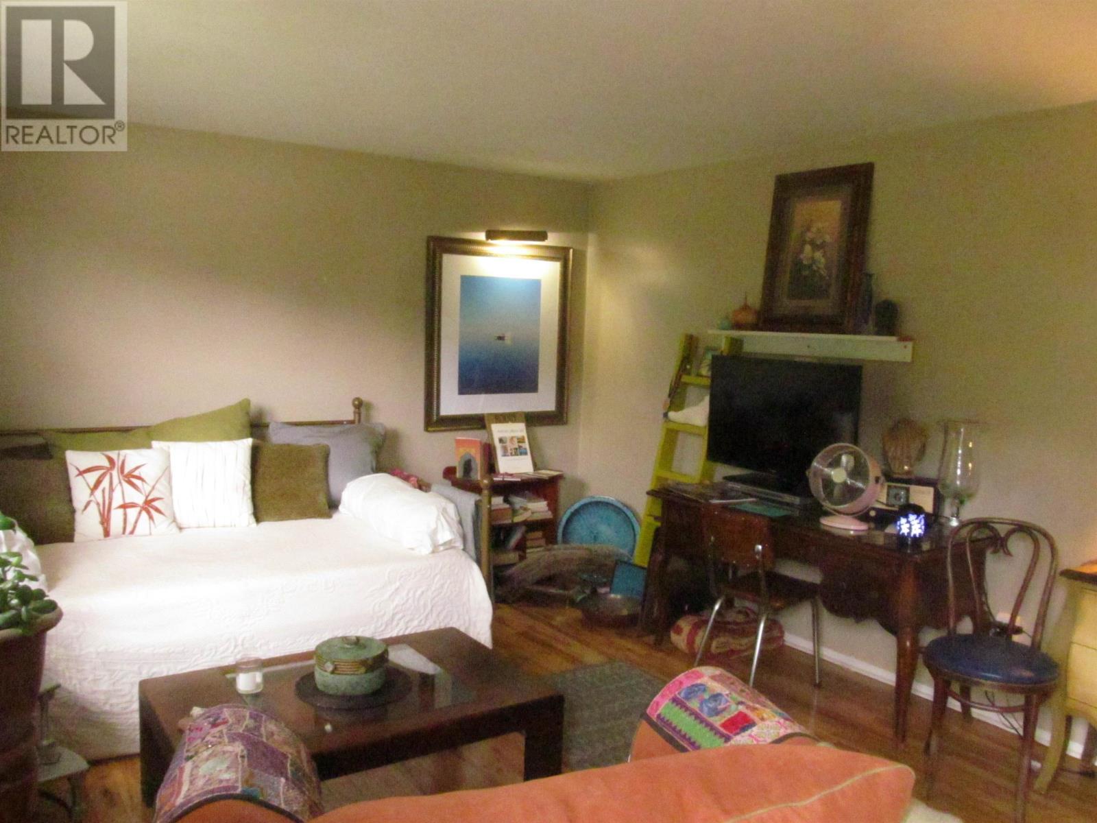 13-15 Macausland Drive, Charlottetown, Prince Edward Island  C1A 6P7 - Photo 13 - 202600160