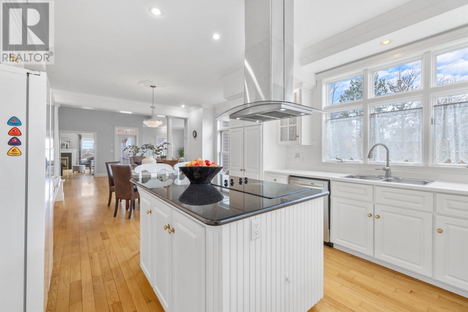 45 Brittany Drive, Charlottetown, Prince Edward Island  C1A 9L8 - Photo 13 - 202600237