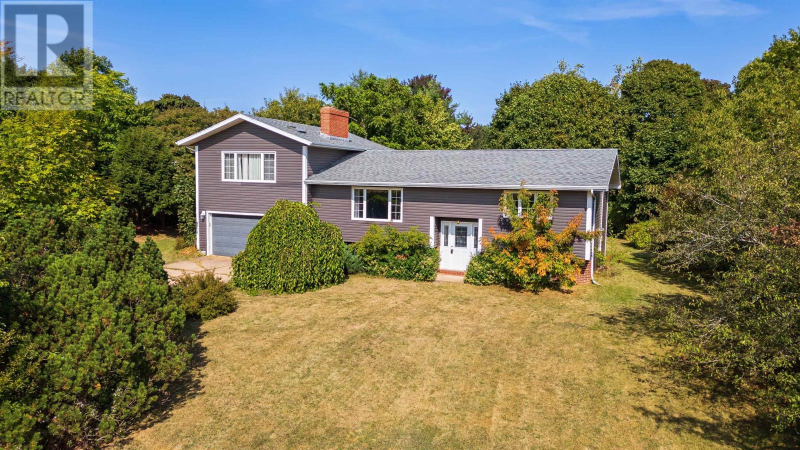 37 Chelsey Circle, Charlottetown, Prince Edward Island  C1E 1E9 - Photo 3 - 202600294