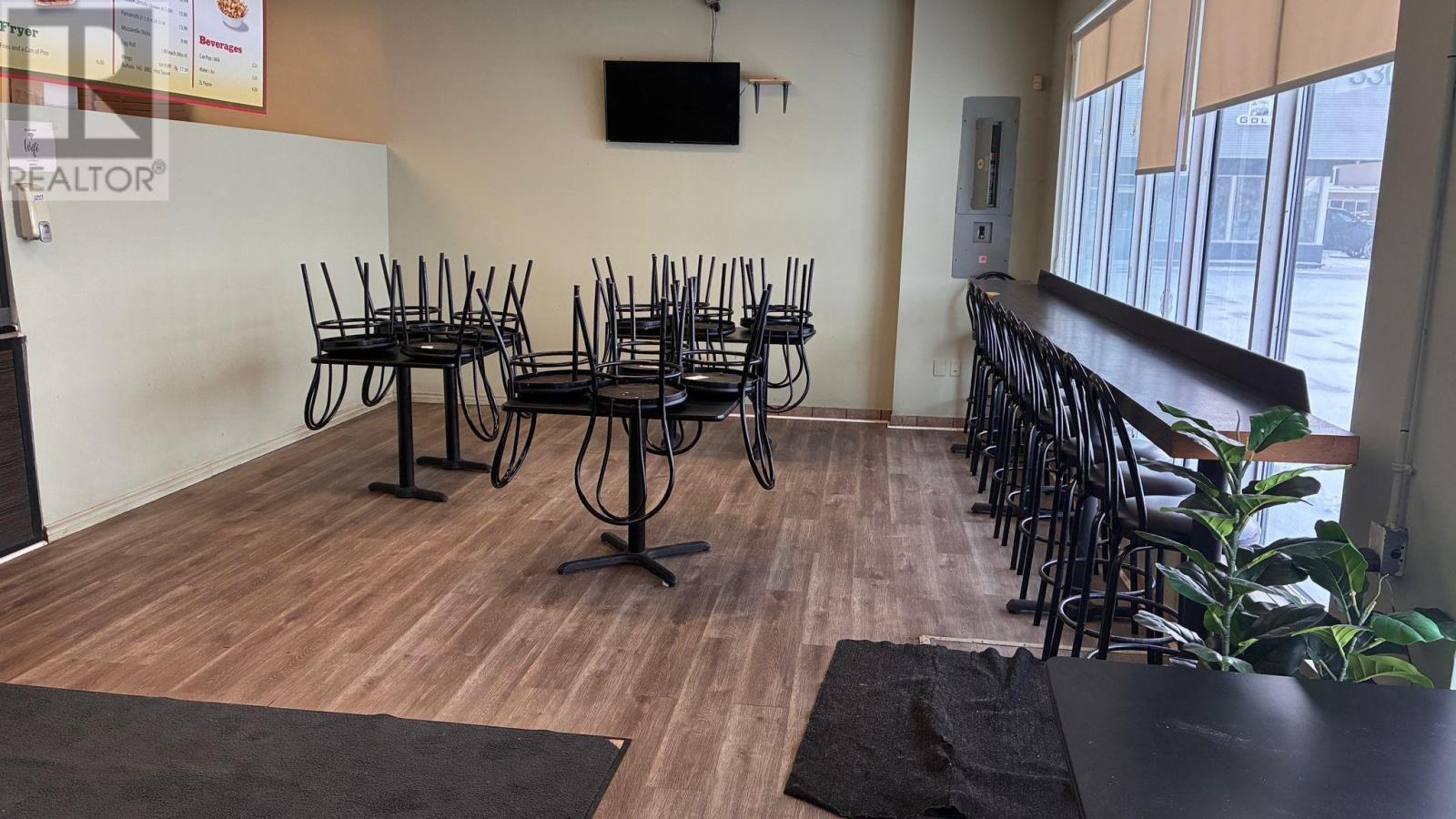 4 330 University Avenue, Charlottetown, Prince Edward Island  C1A 4M6 - Photo 5 - 202600316