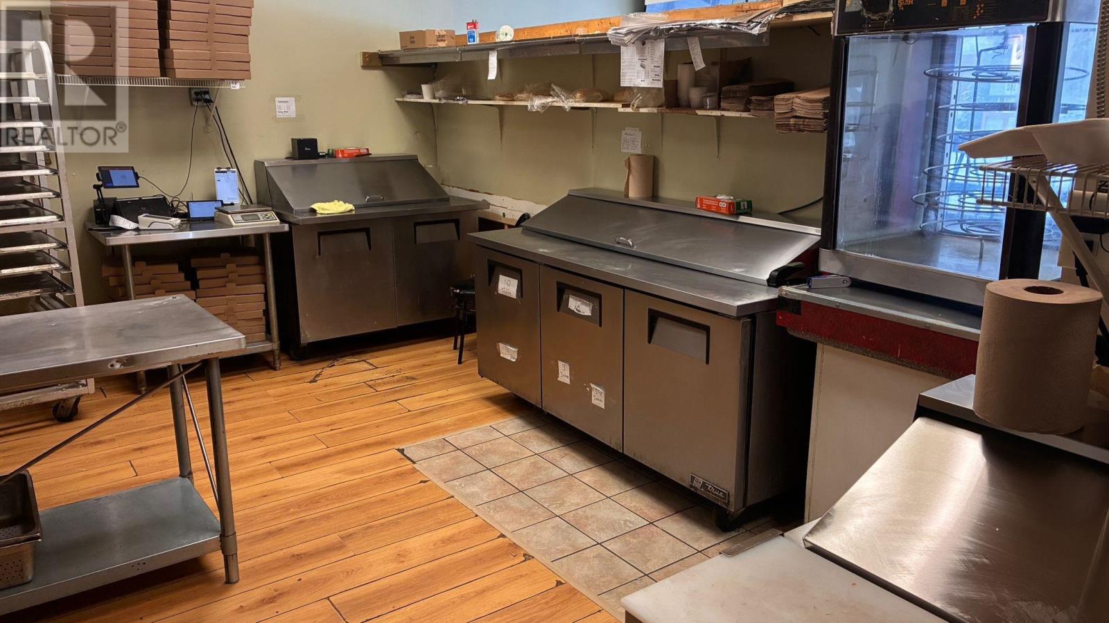 4 330 University Avenue, Charlottetown, Prince Edward Island  C1A 4M6 - Photo 6 - 202600316