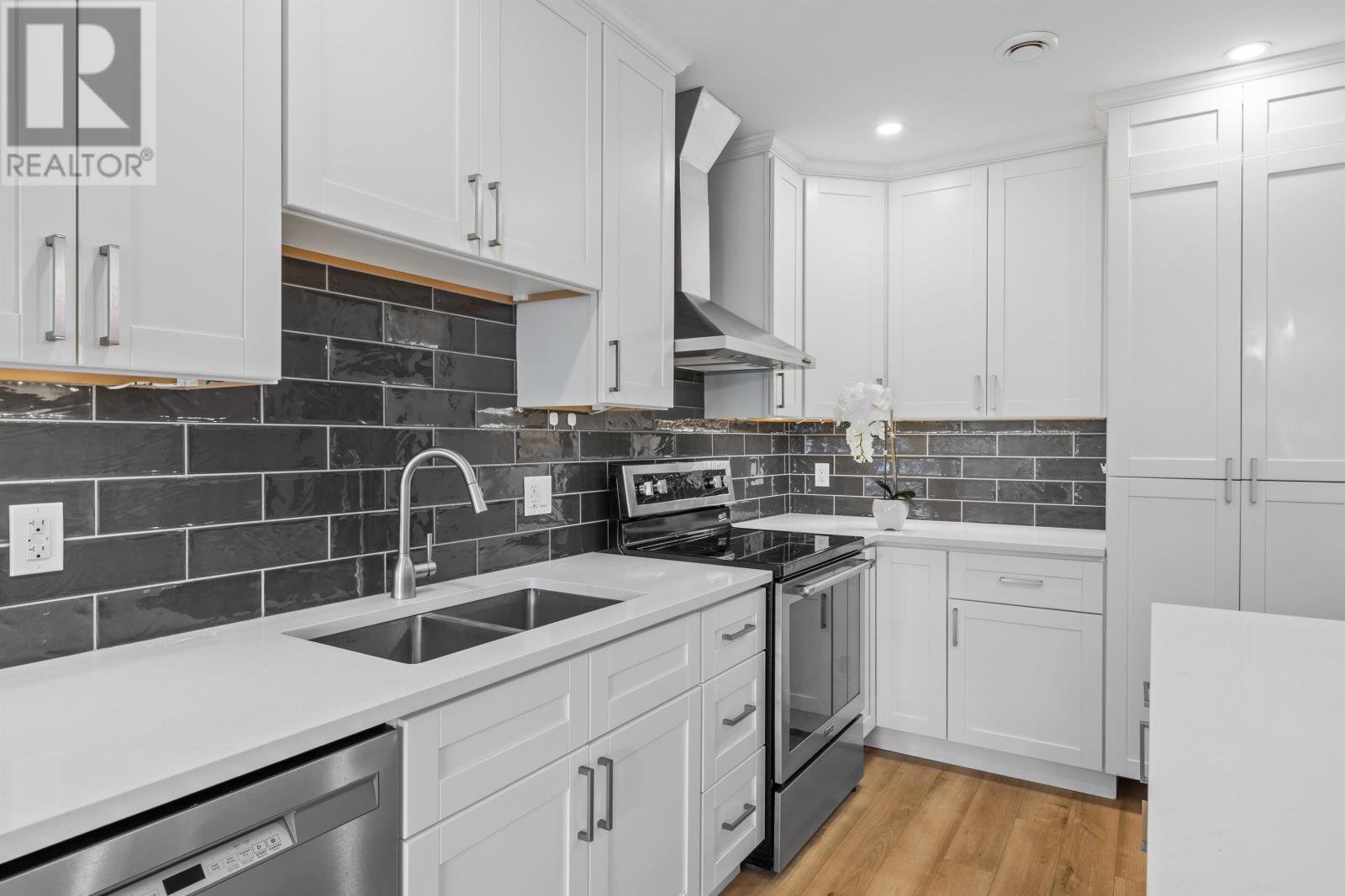 62 Kindred Avenue, Charlottetown, Prince Edward Island  C1C 0W9 - Photo 11 - 202600405