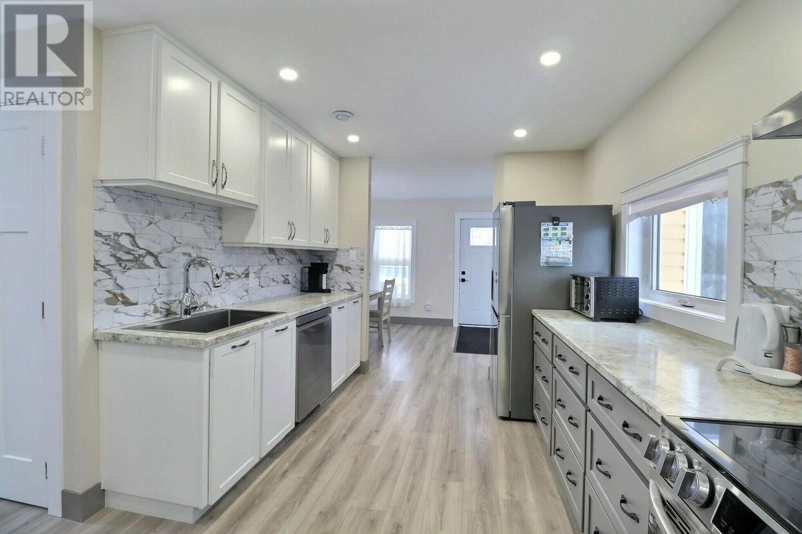 2 Argyle Street, Alberton, Prince Edward Island  C0B 1B0 - Photo 7 - 202600455