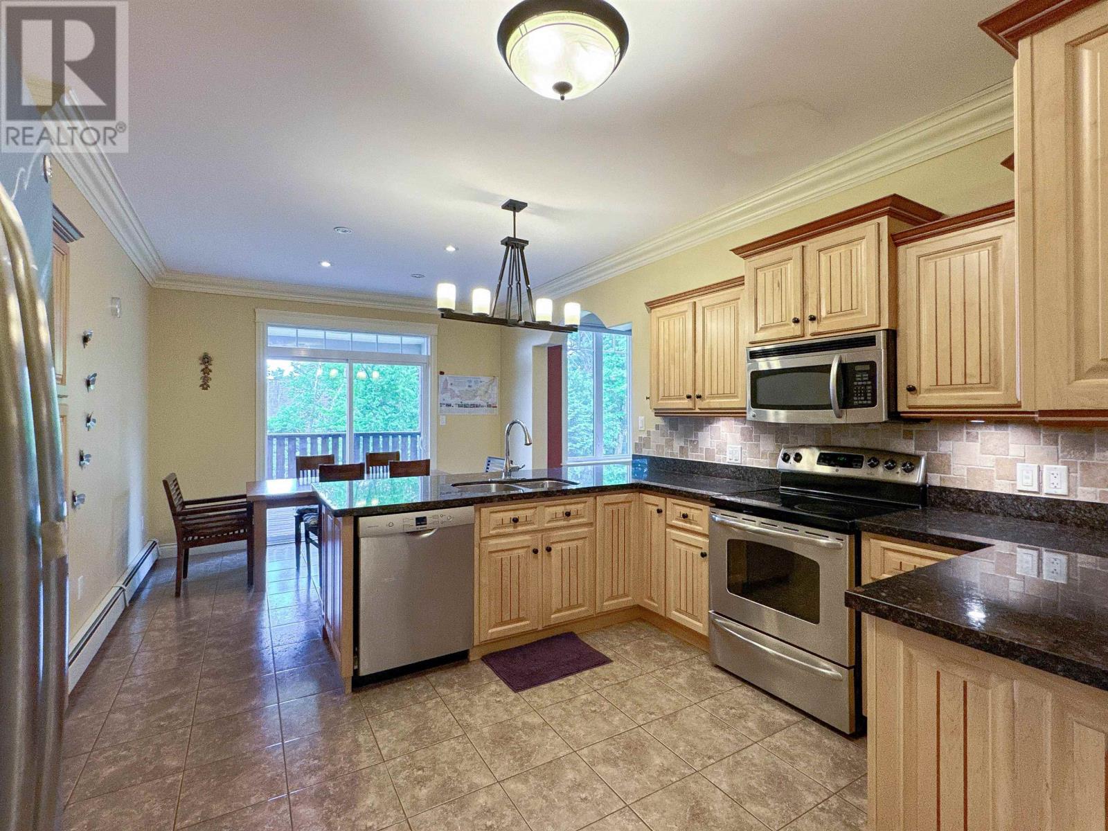 41 Southampton Drive, Stratford, Prince Edward Island  C1B 0B2 - Photo 14 - 202600523