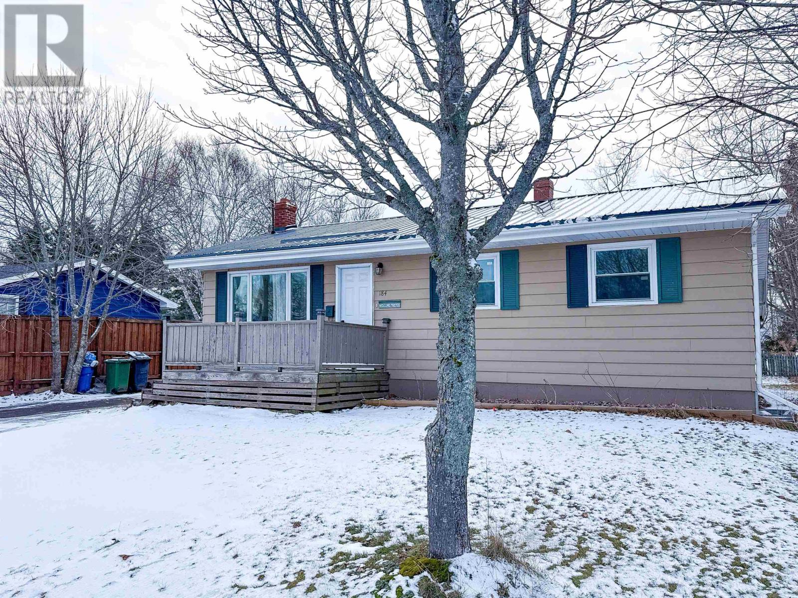 184 Southdale Avenue, Charlottetown, Prince Edward Island  C1A 6E7 - Photo 1 - 202600587