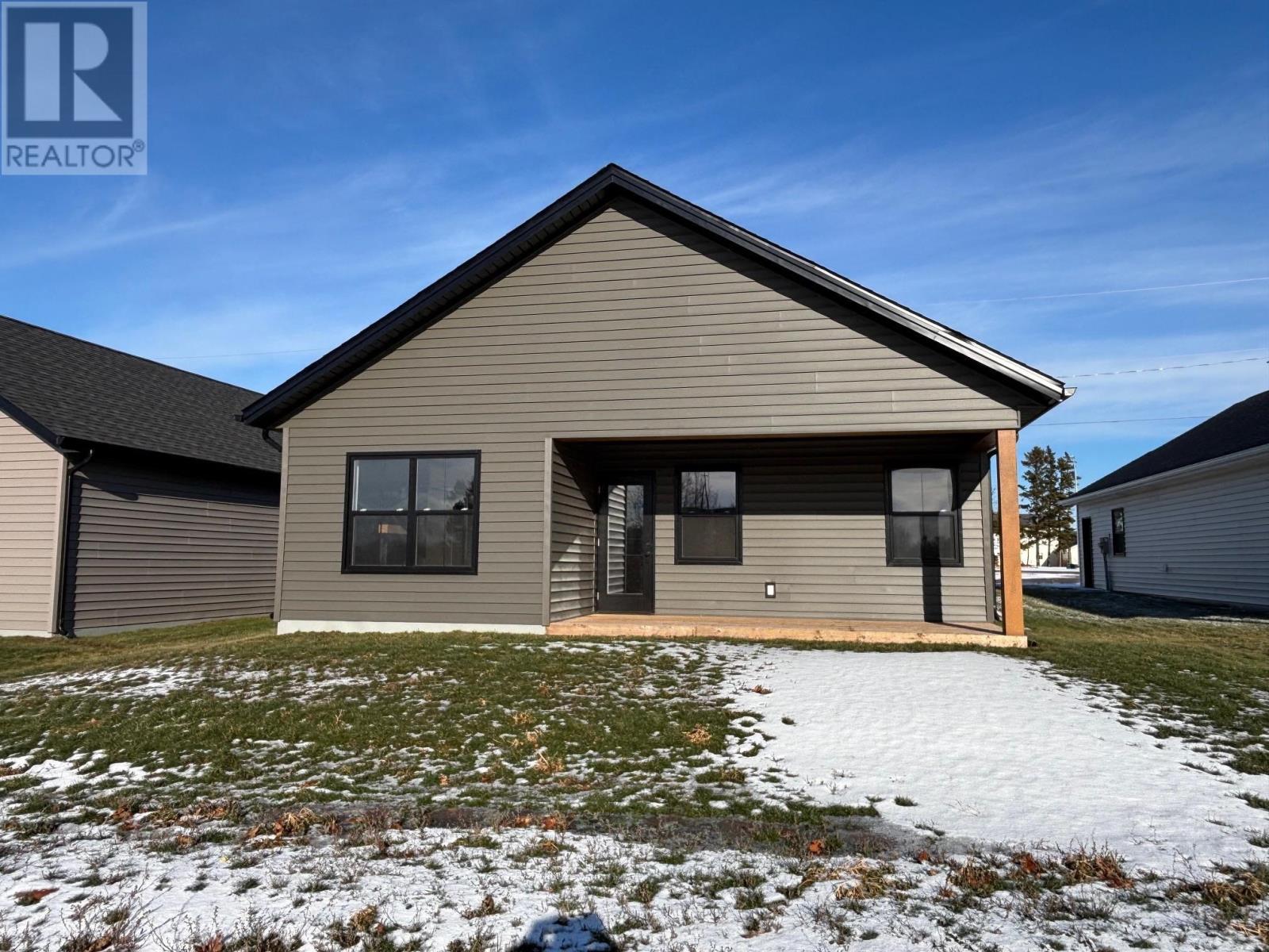 32 Reddin Heights, Stratford, Prince Edward Island  C1B 1Z4 - Photo 2 - 202600594