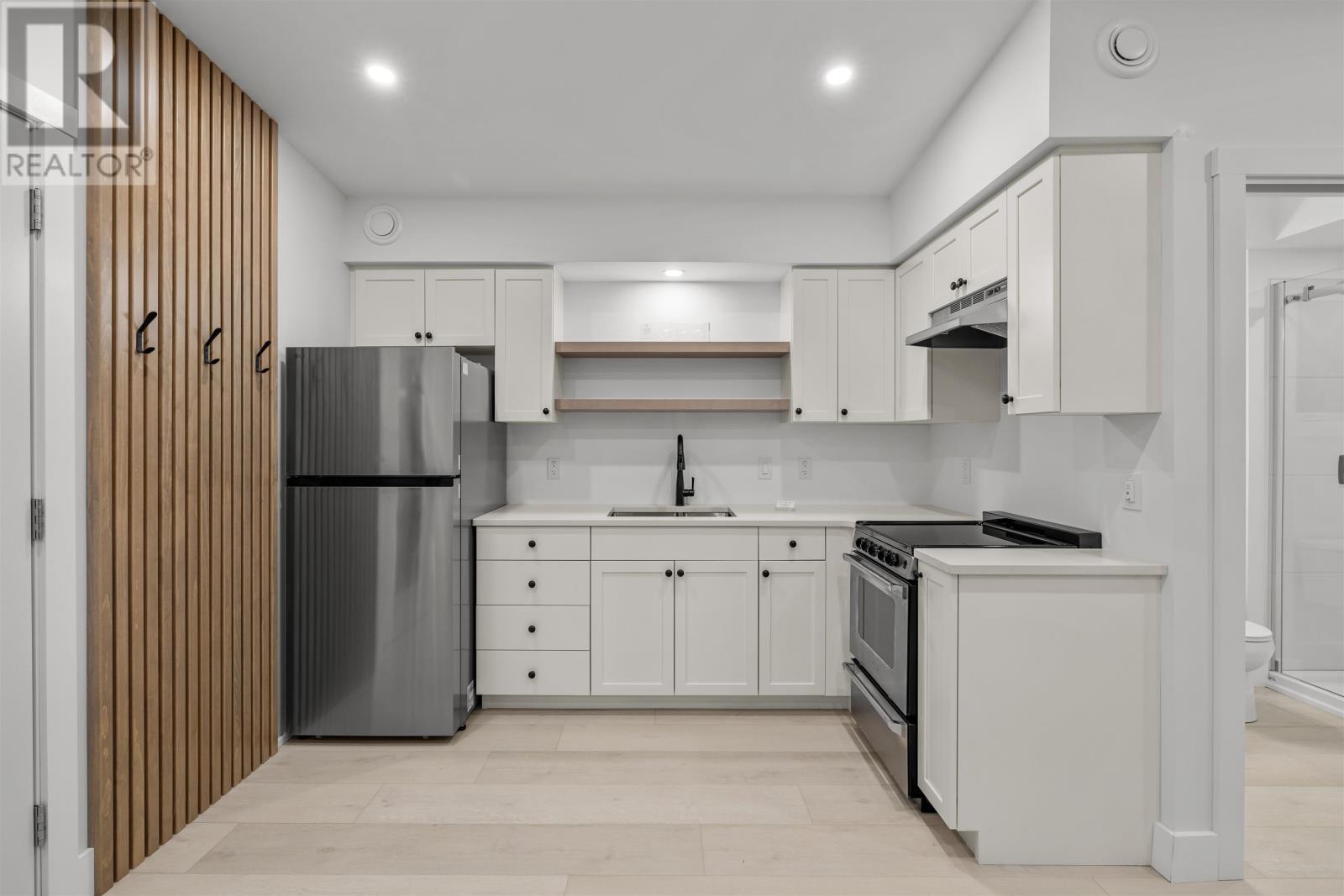 17 Myrtle Street, Stratford, Prince Edward Island  C1B 1P4 - Photo 7 - 202600645