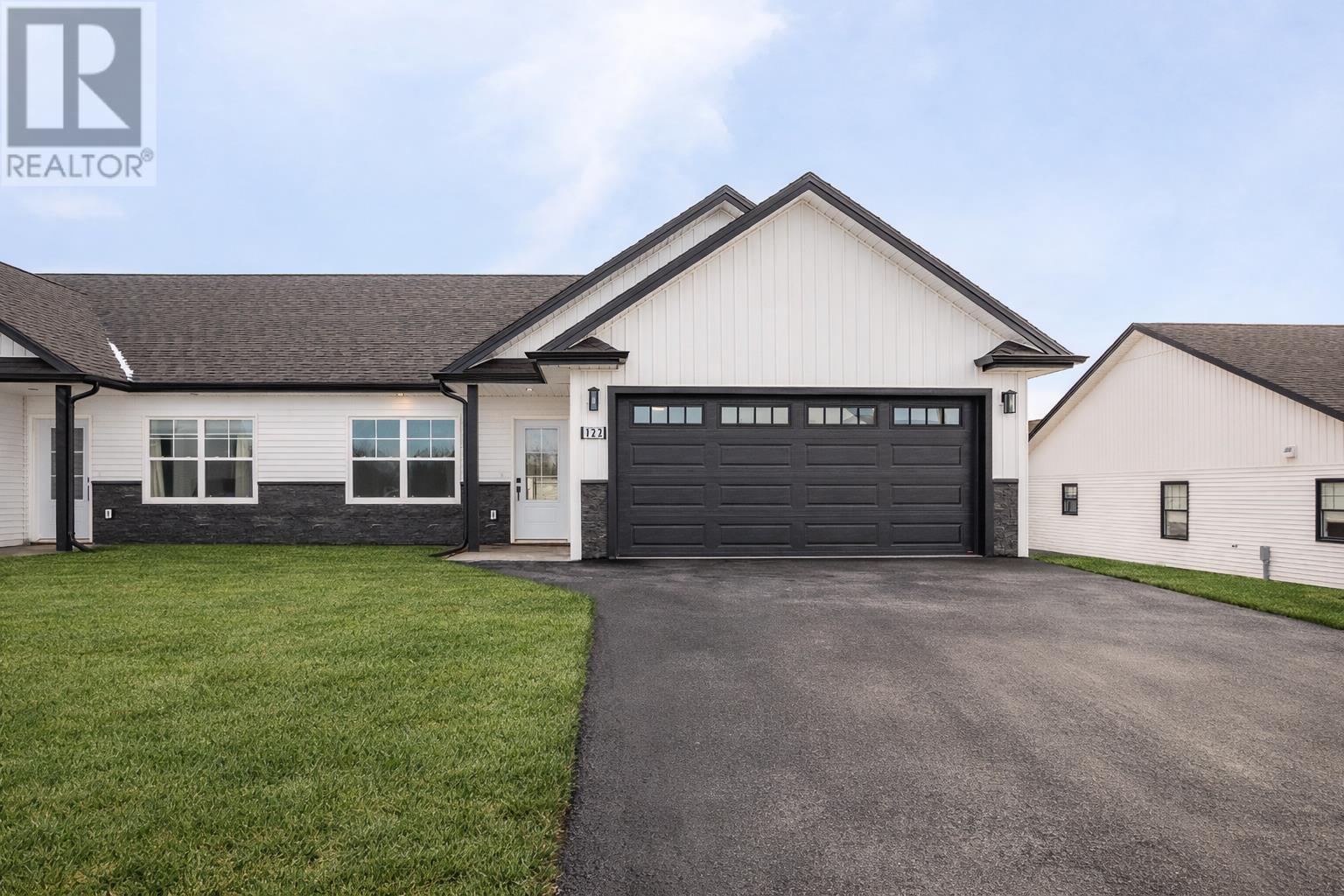 122 Smallwood Terrace, Stratford, Prince Edward Island  C1B 4L3 - Photo 1 - 202600873