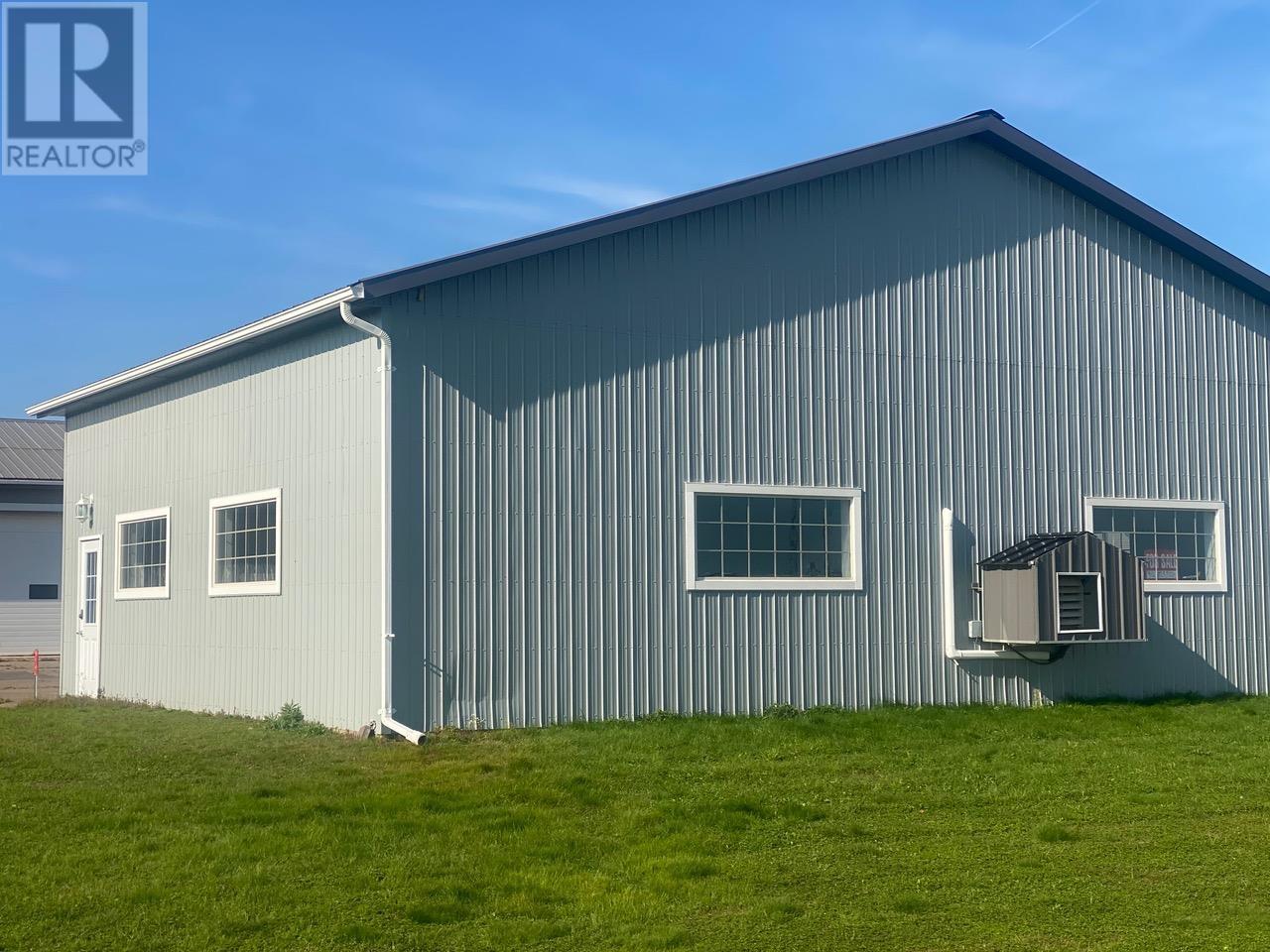 254 Brackley Point Road, Sherwood, Prince Edward Island  C1A 6Y1 - Photo 17 - 202600875