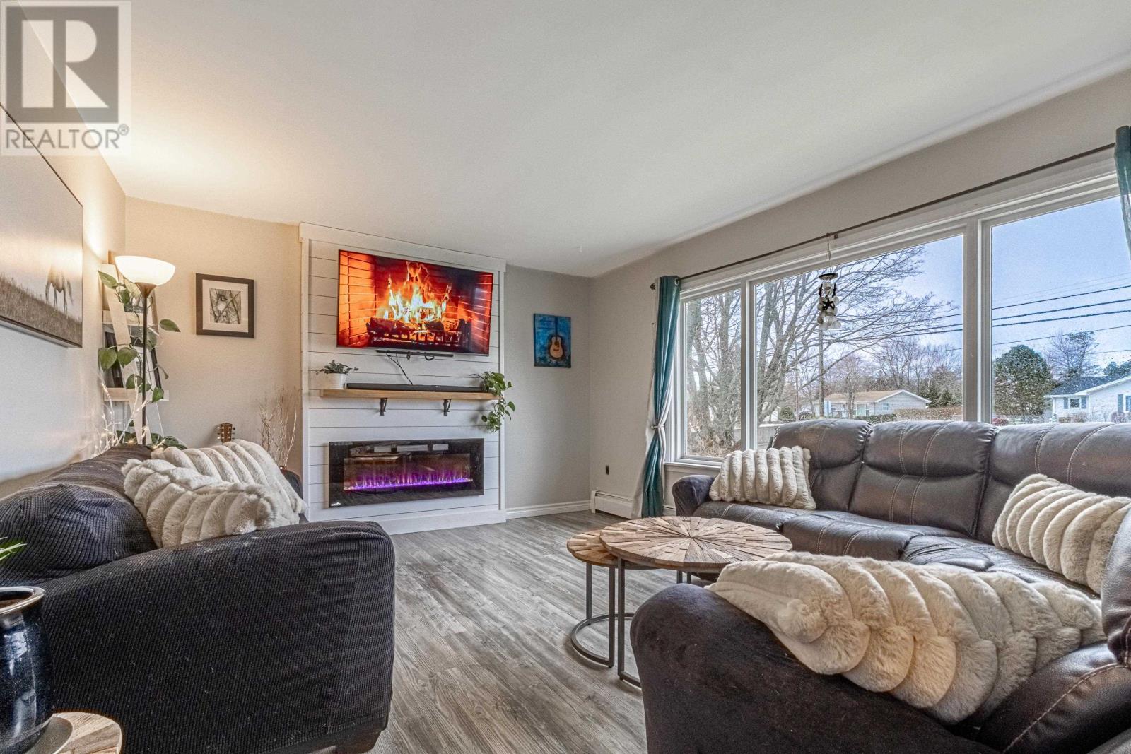 68 Meadowbank Road, Cornwall, Prince Edward Island  C0A 1H0 - Photo 6 - 202600889