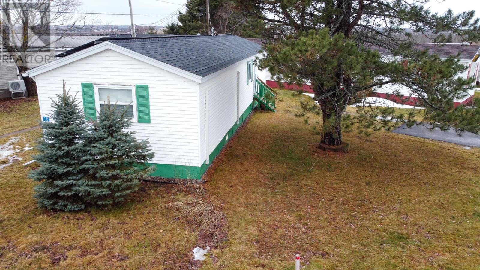 18 Dawn Drive, Miltonvale Park, Charlottetown, Prince Edward Island  C1E 0M7 - Photo 24 - 202600999