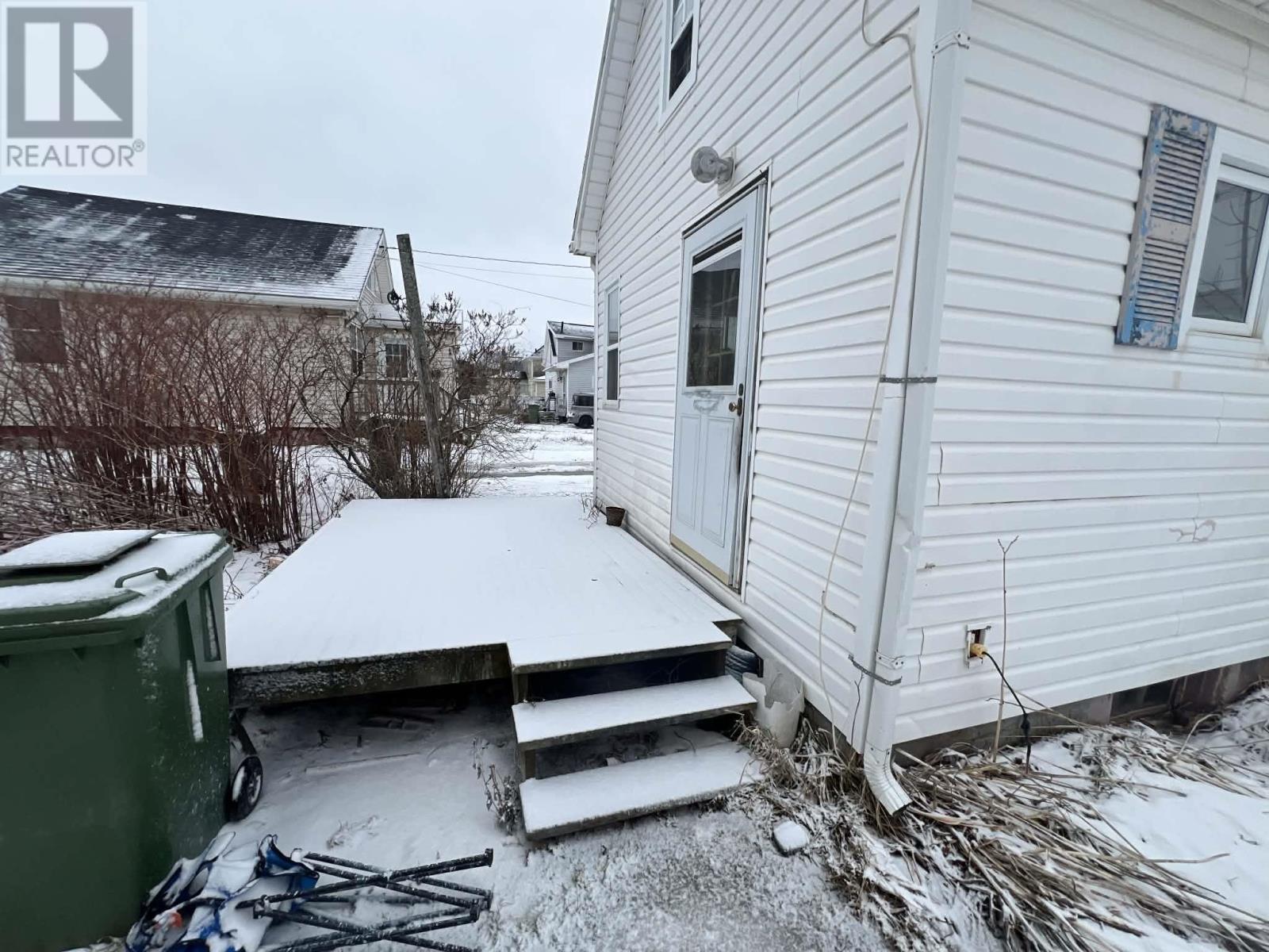 504 Notre Dame Street, Summerside, Prince Edward Island  C1N 1T4 - Photo 3 - 202601072