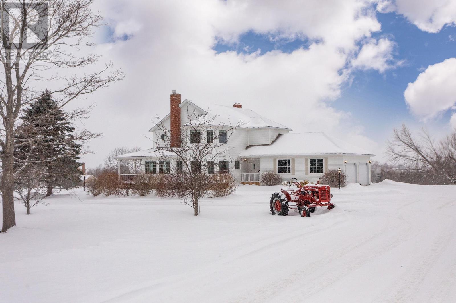 21 Spruce Lane, Stratford, Prince Edward Island