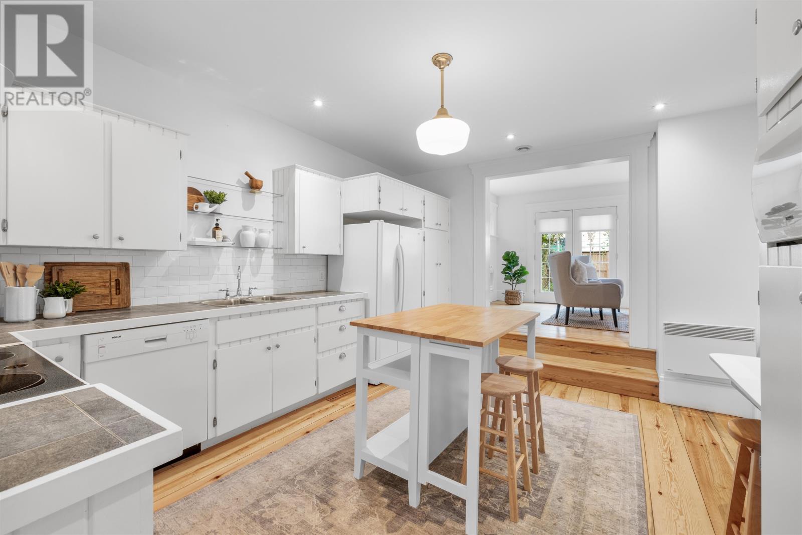 59 Dorchester Street, Charlottetown, Prince Edward Island  C1A 1C8 - Photo 6 - 202601571