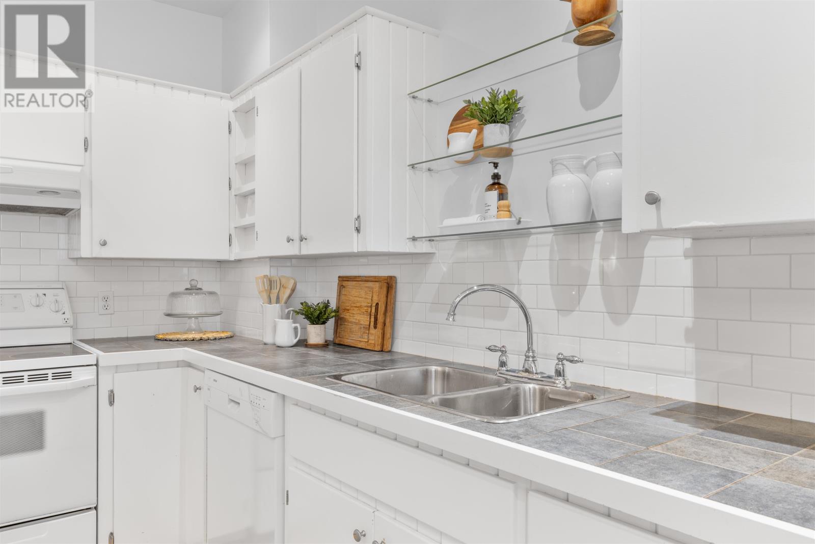 59 Dorchester Street, Charlottetown, Prince Edward Island  C1A 1C8 - Photo 9 - 202601571