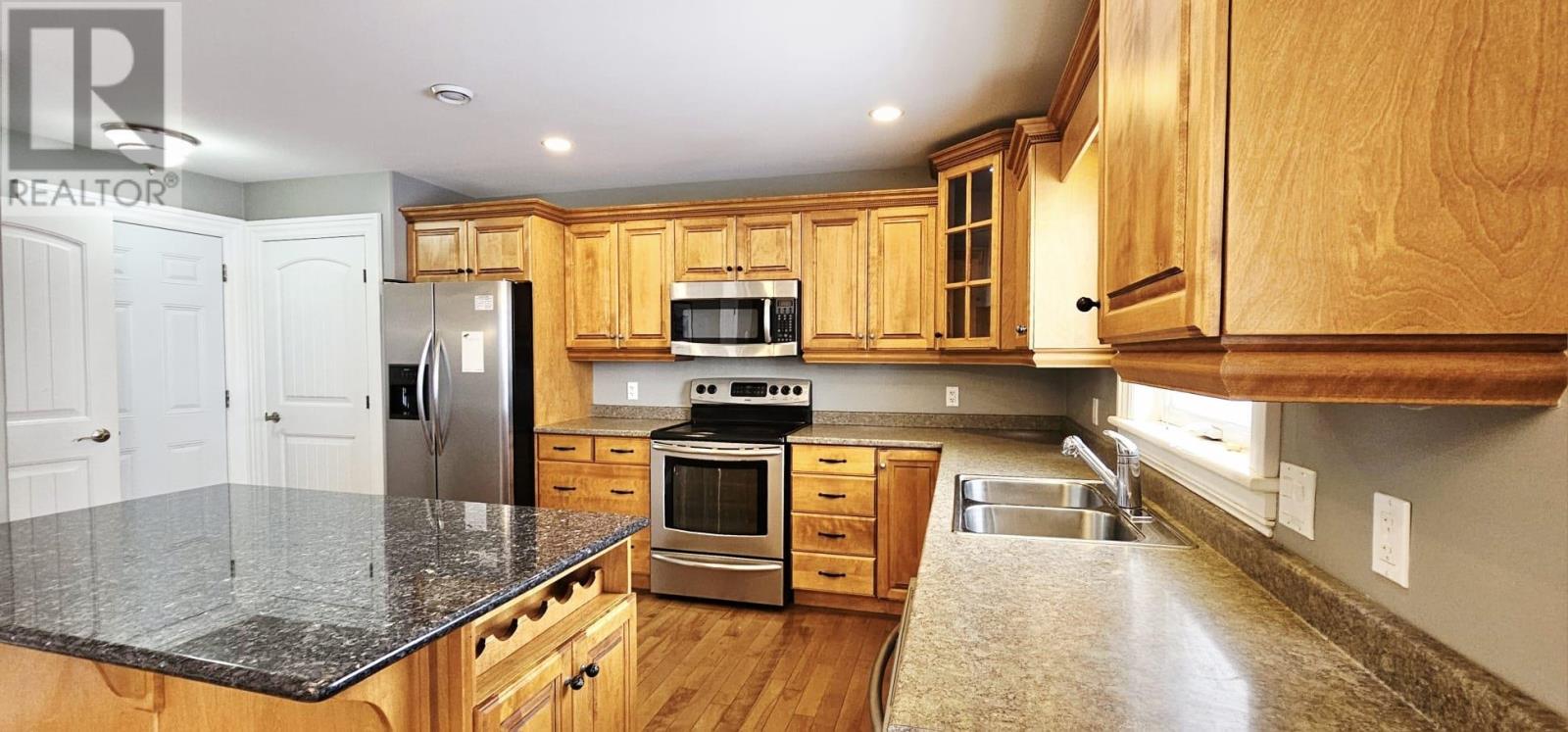 53 Bonavista Avenue, Stratford, Prince Edward Island  C1B 0E5 - Photo 5 - 202601726