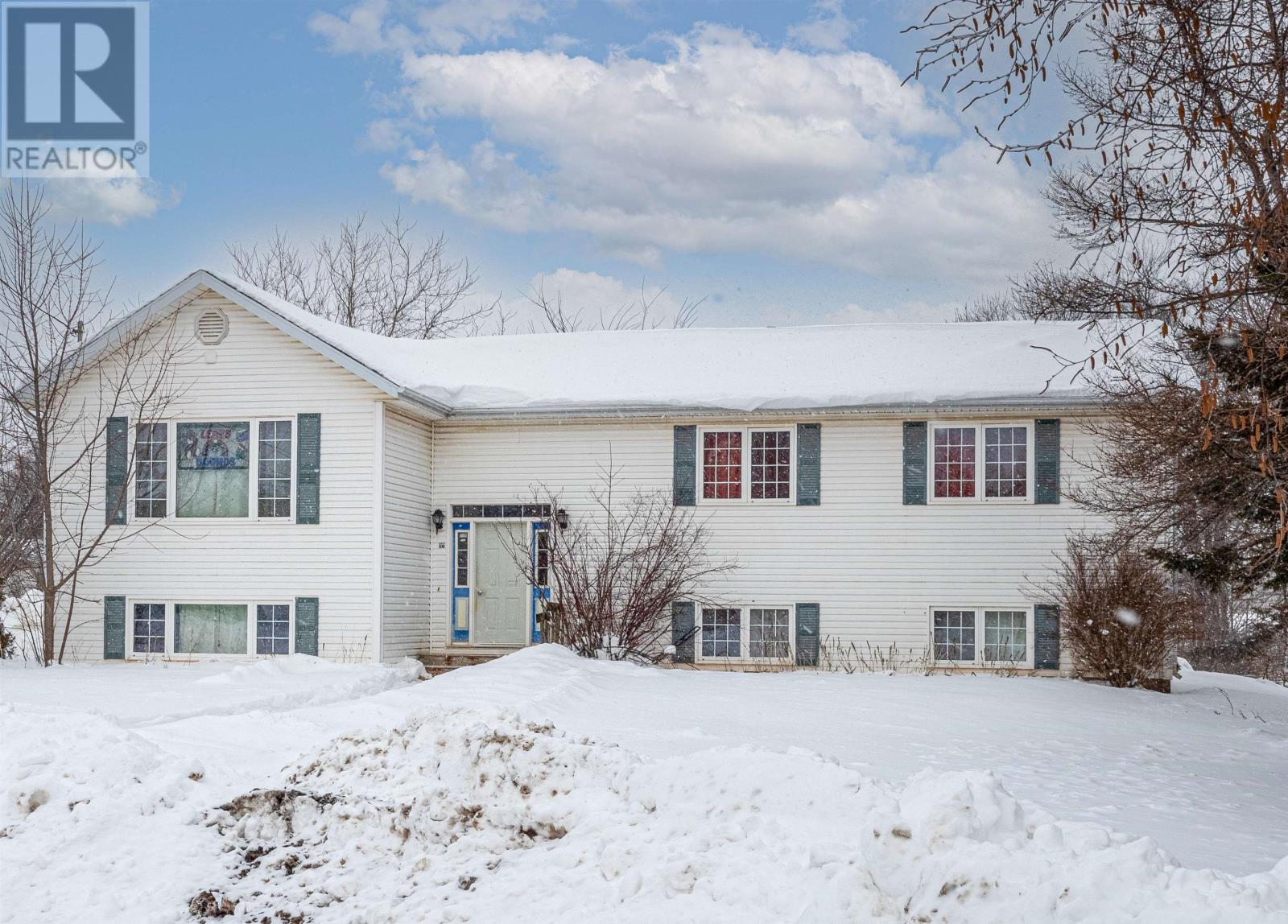 20 Hemlock Court, Sherwood, Prince Edward Island  C1A 8E2 - Photo 4 - 202601852