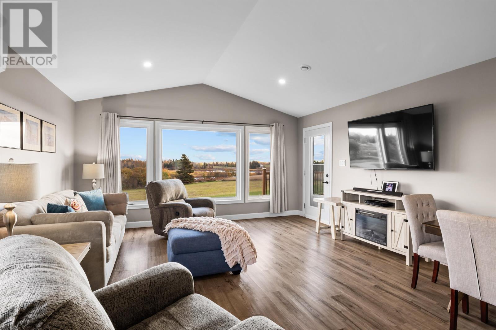 151 Route 10, Tryon, Prince Edward Island  C0B 1A0 - Photo 11 - 202601958