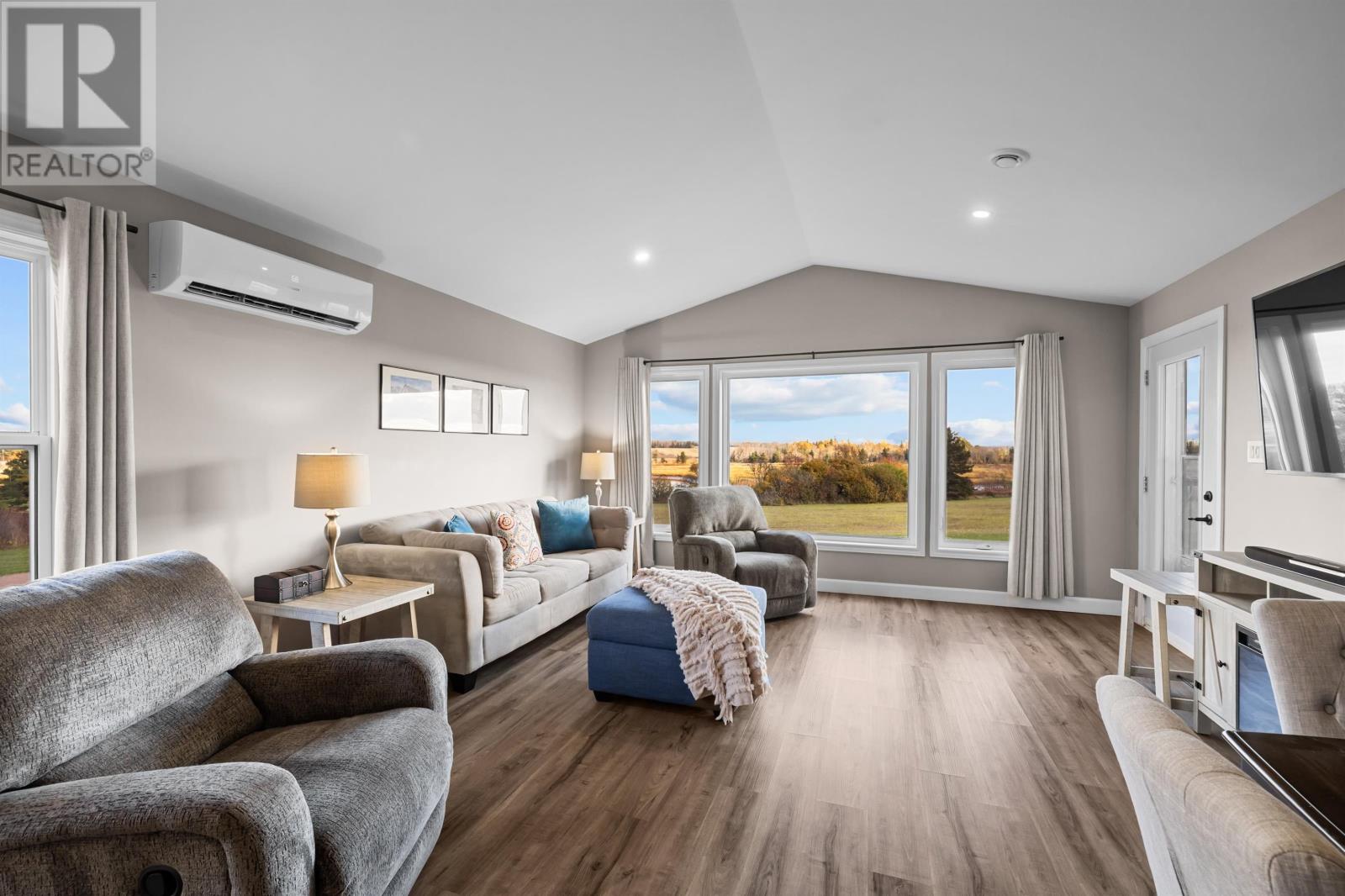 151 Route 10, Tryon, Prince Edward Island  C0B 1A0 - Photo 16 - 202601958